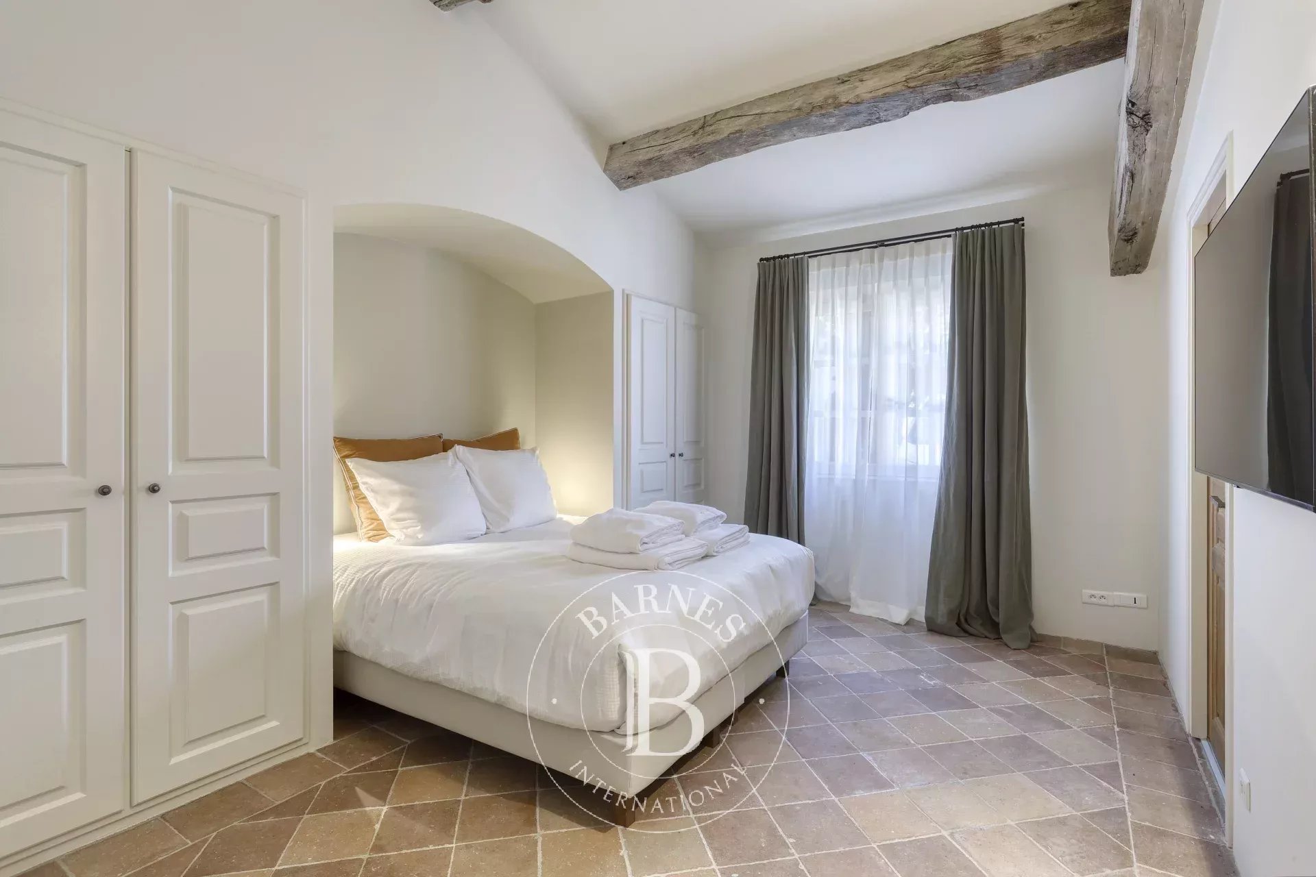 GOLFE DE SAINT-TROPEZ - RAMATUELLE - 8 BEDROOMS PROPERTY - picture 8