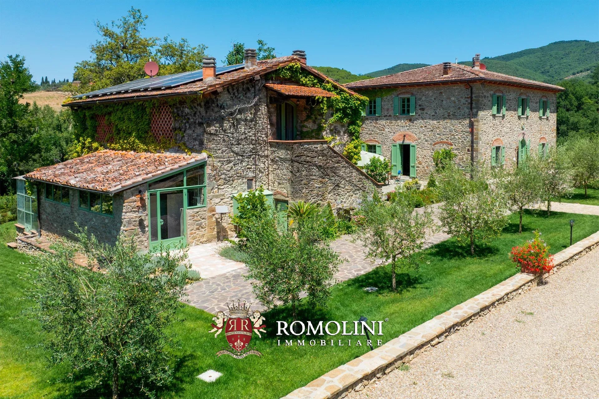 7 Bedroom Vineyard's Image 17