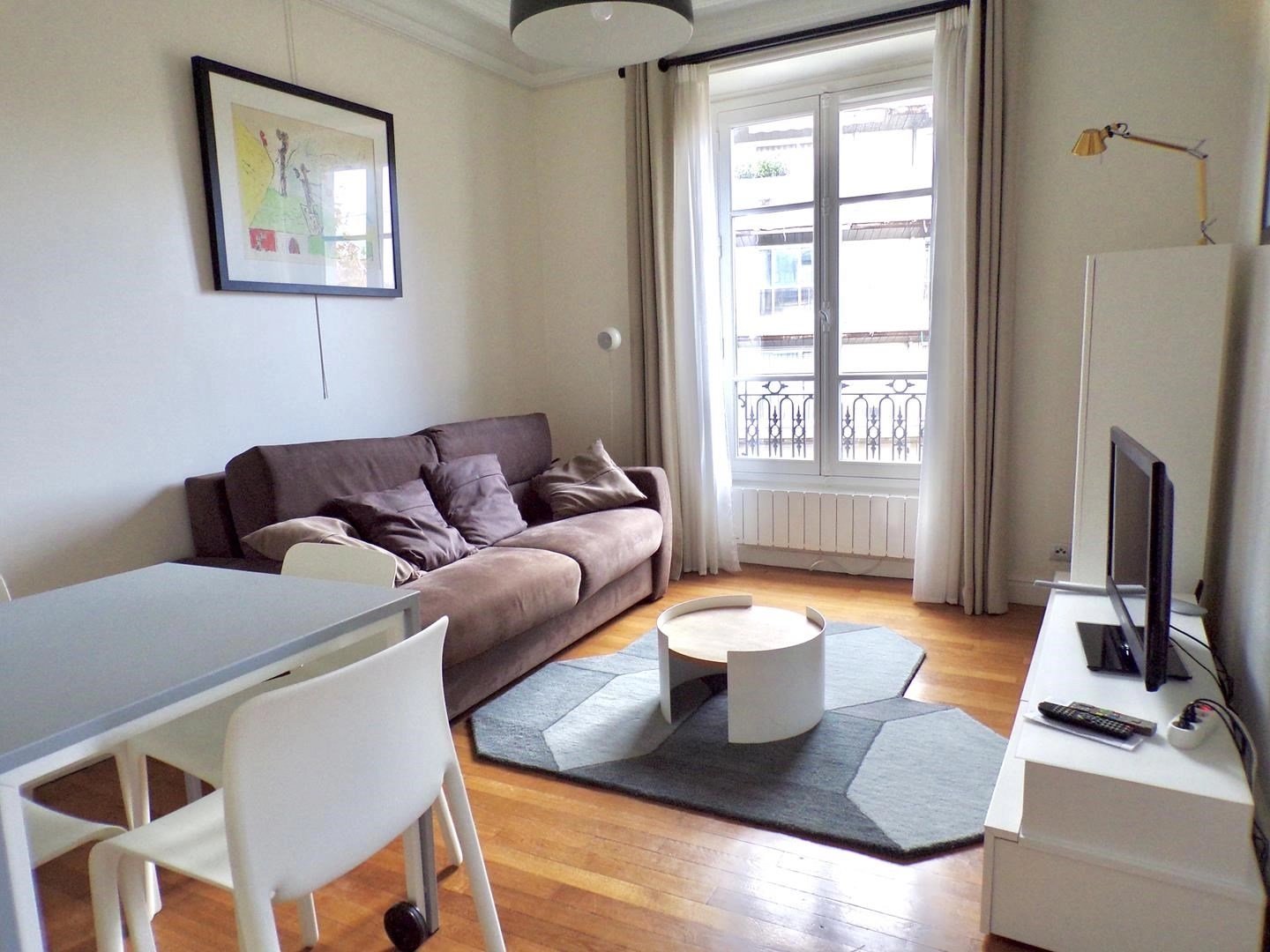 Rental Apartment Neuilly-sur-Seine Peretti