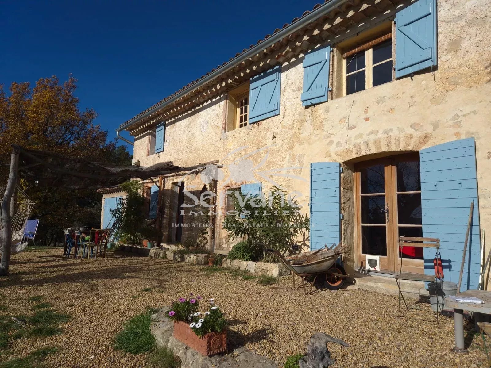 MAGNIFICENT 18TH CENTURY FARMHOUSE