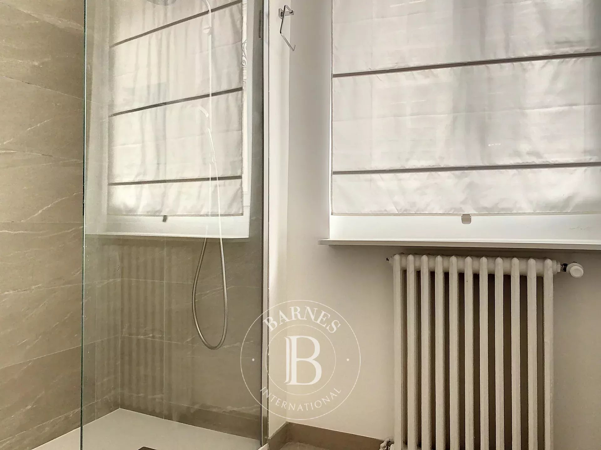 Daire Paris 9ème - picture 28