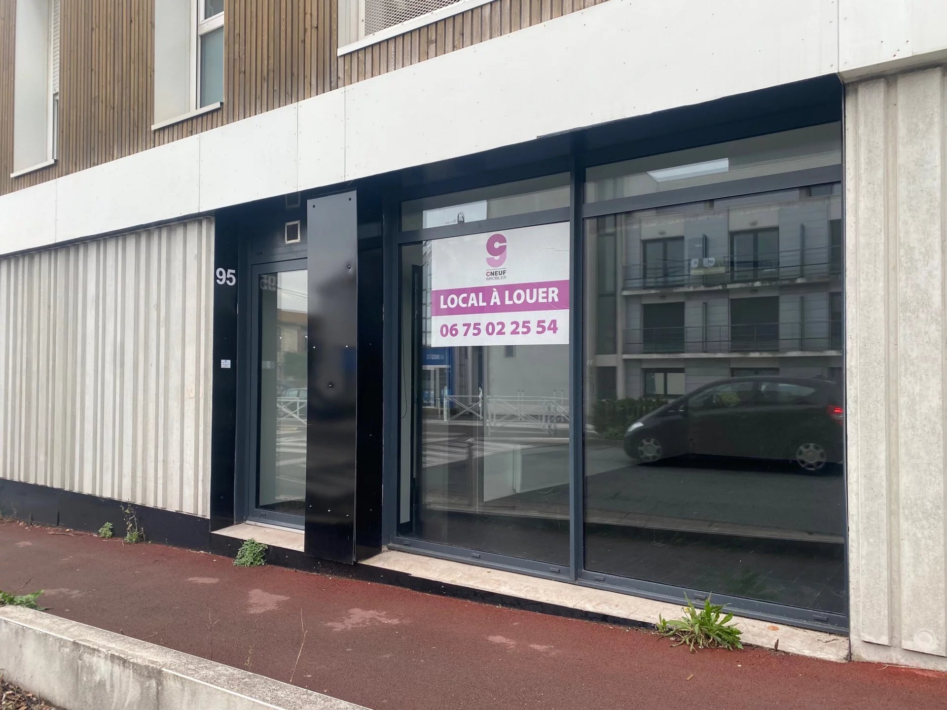 Agence immobilière de 