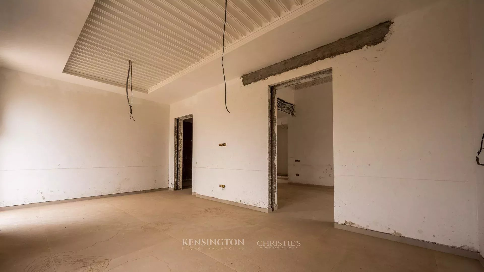 7 Bedroom Villa/Townhouse's Image 30