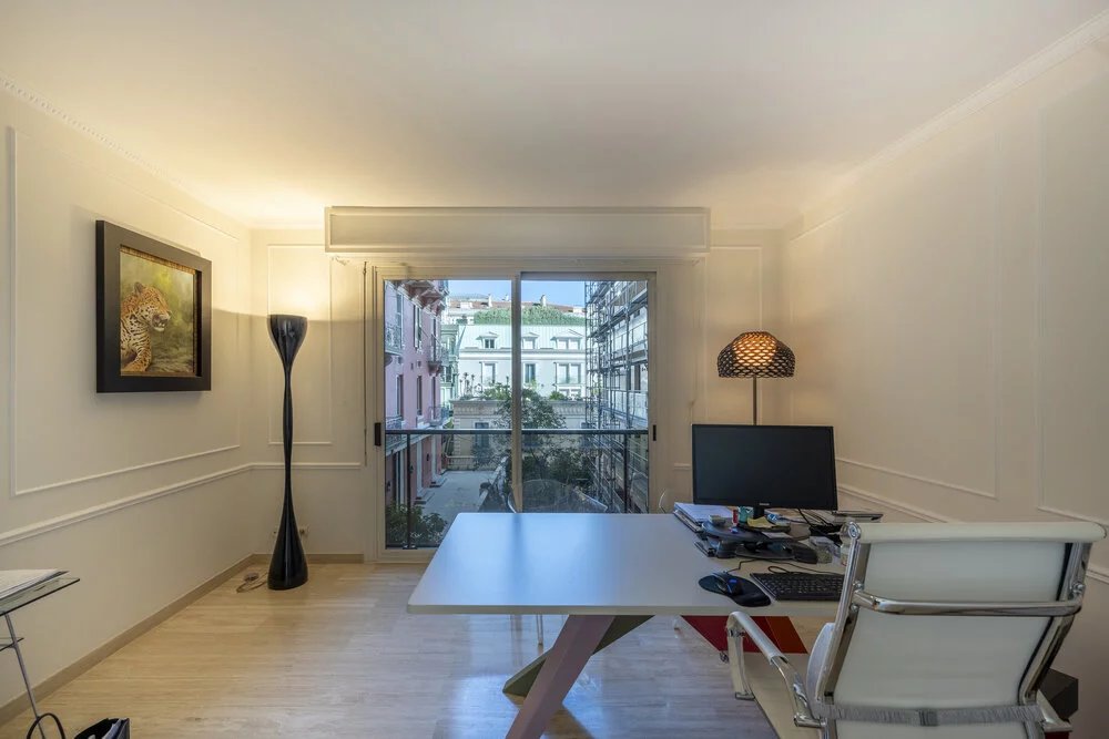 Agence immobilière de 