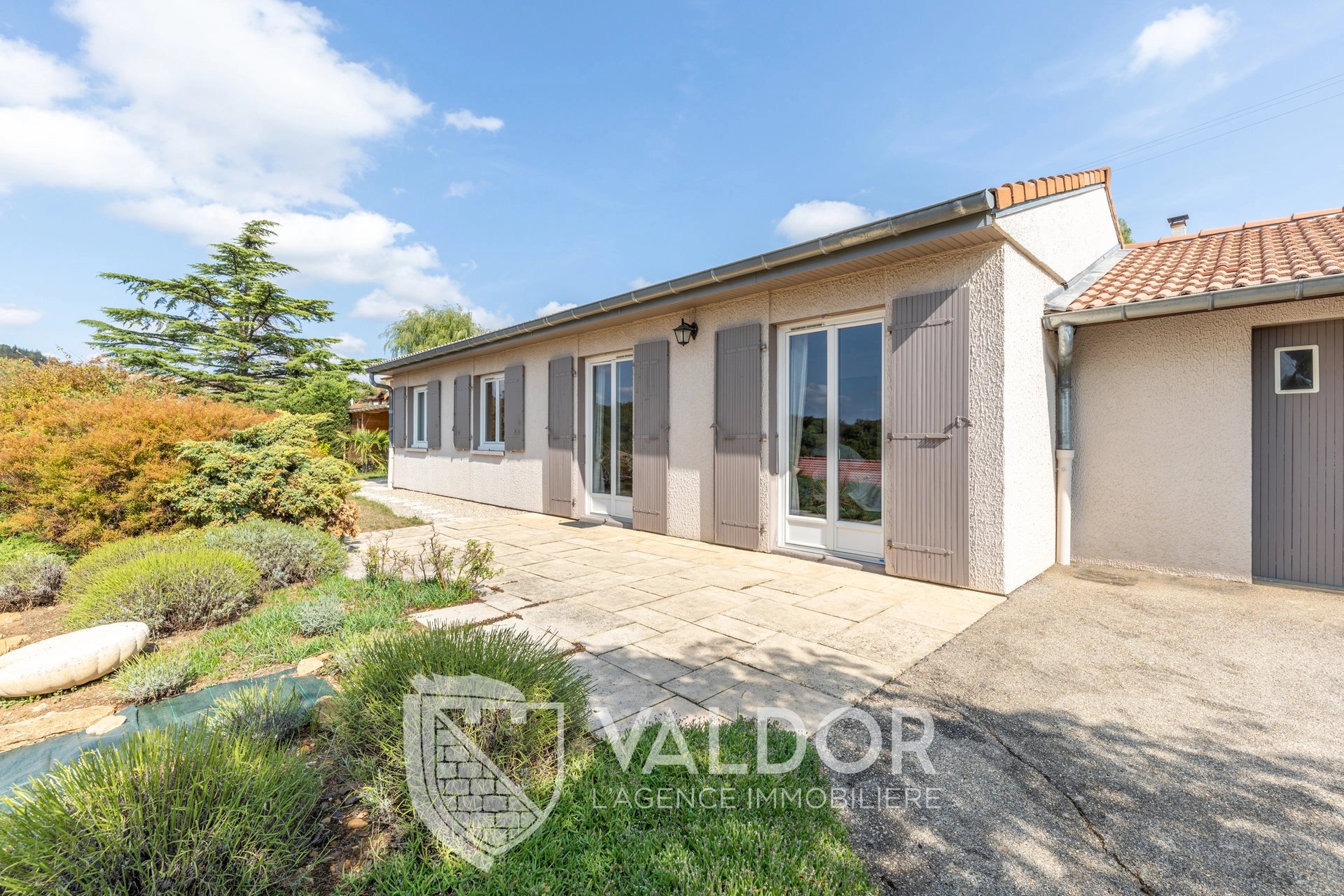 Maison individuelle avec vue dégagée.