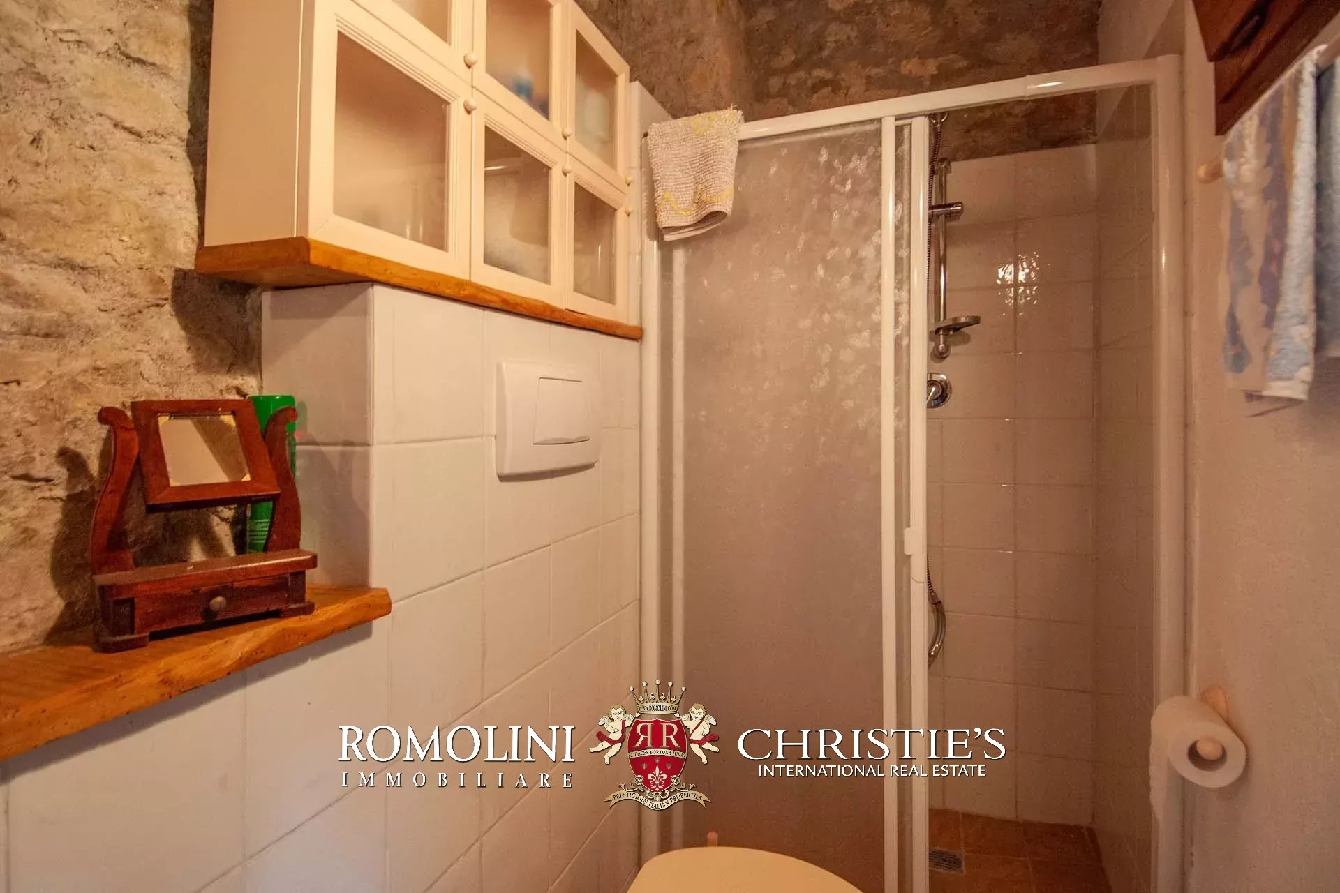 4 Bedroom Villa/Townhouse's Image 35