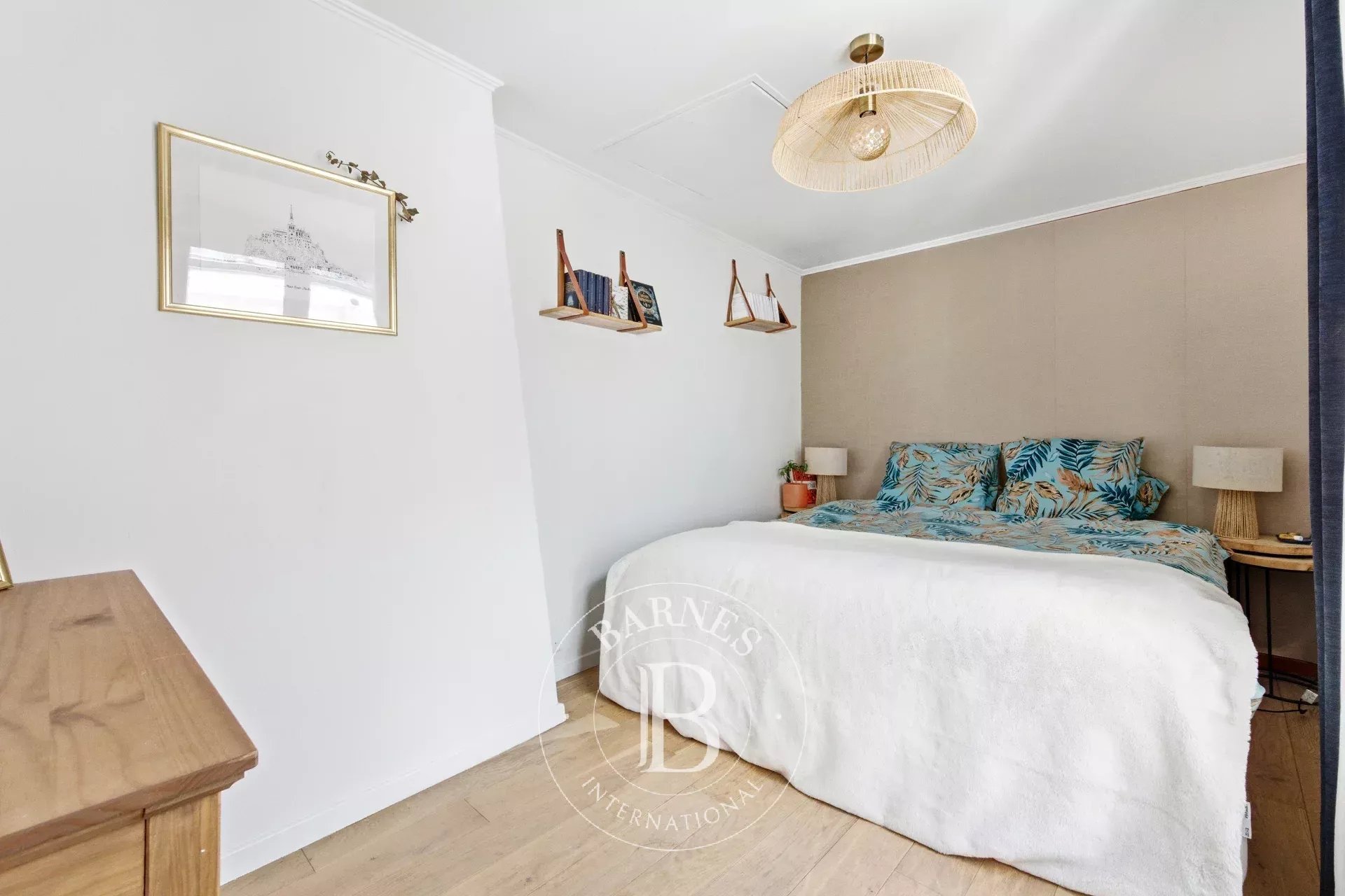 Paris  - Apartment 2 Bedrooms - picture 9