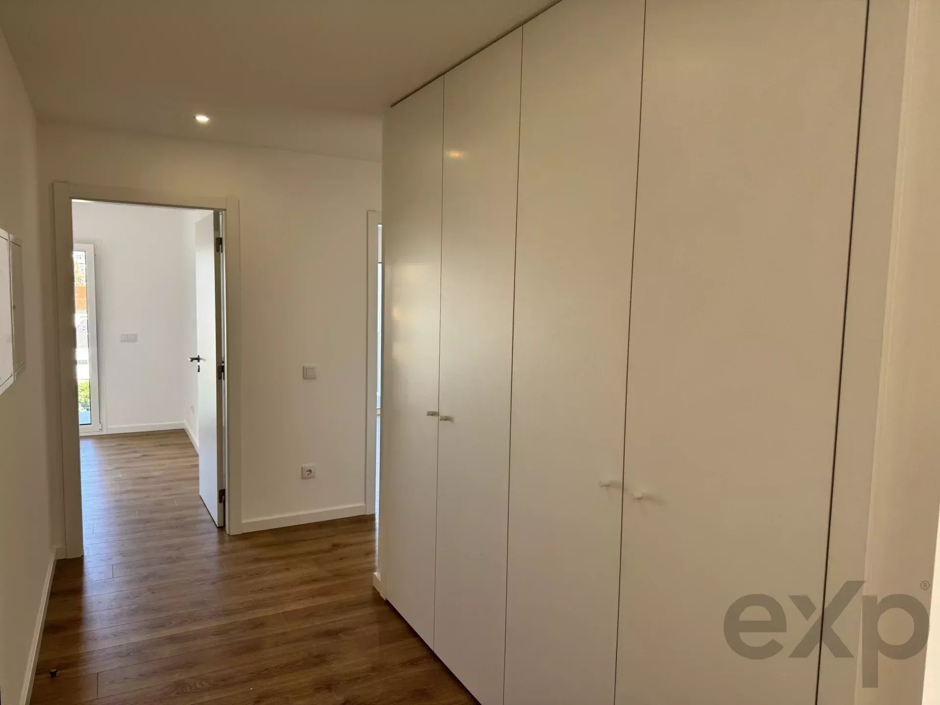 Modern 3-bedroom apartment with 142m² in Seixal 85506239 image 11