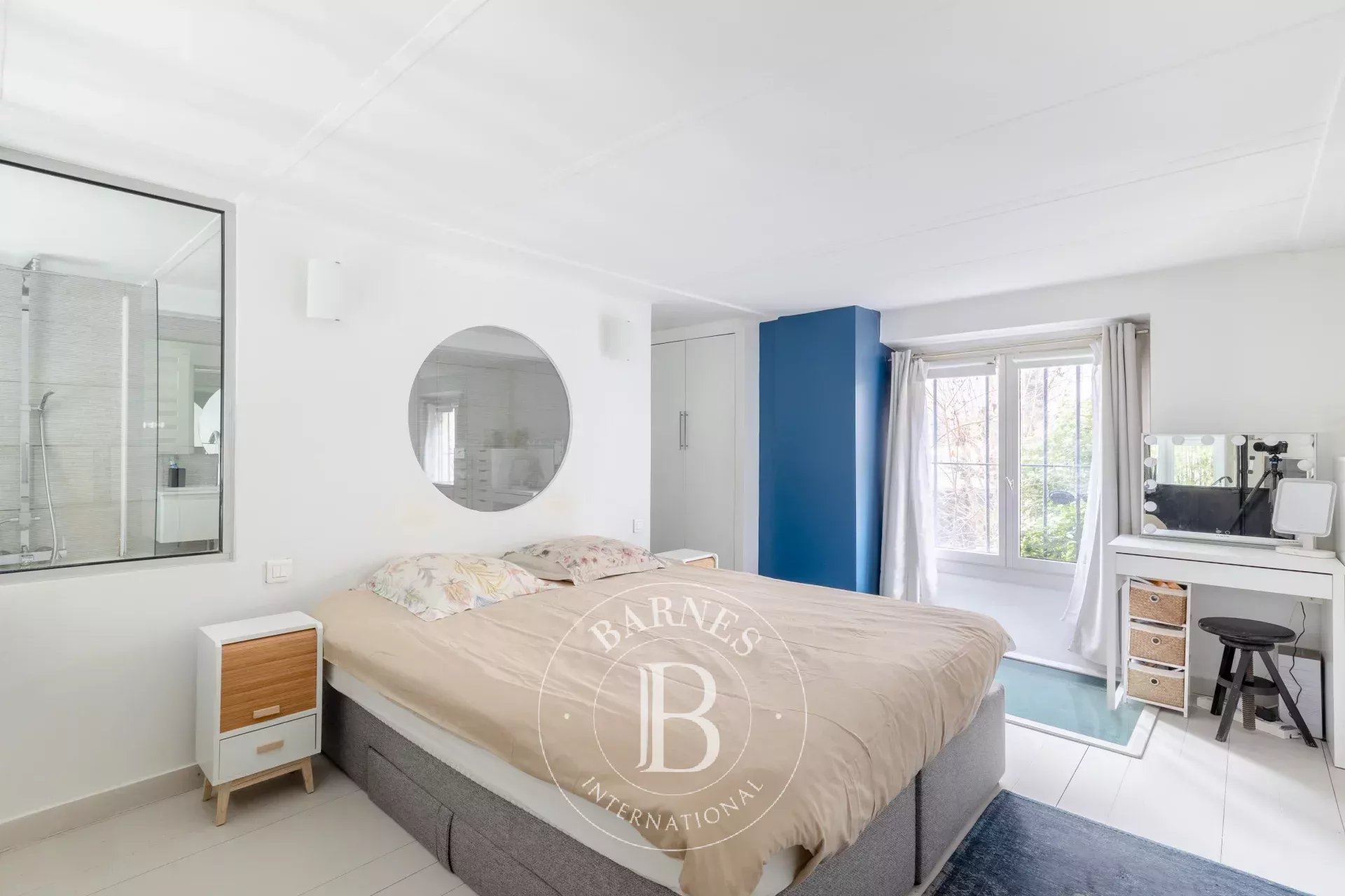 Daire Paris 10ème - picture 9