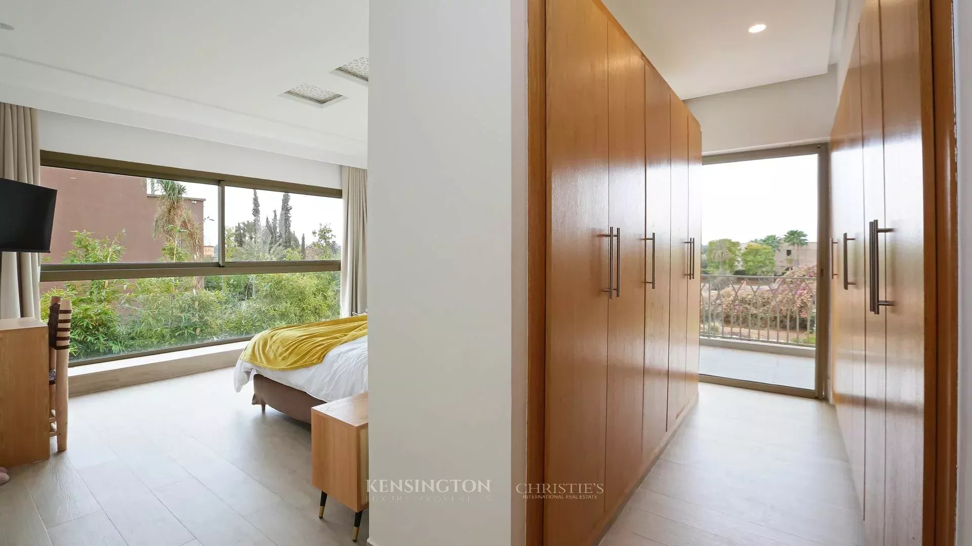 5 Bedroom Villa/Townhouse's Image 29