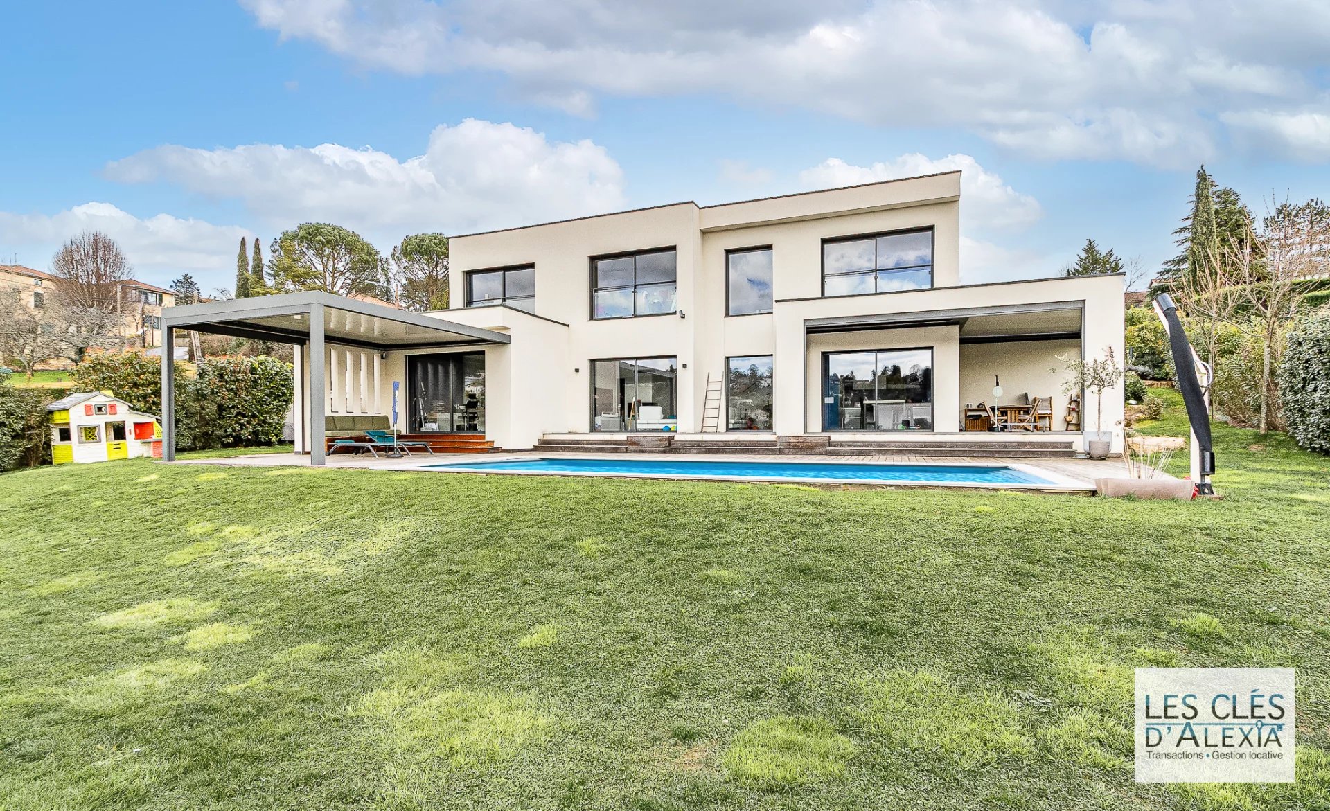 Agence immobilière de 