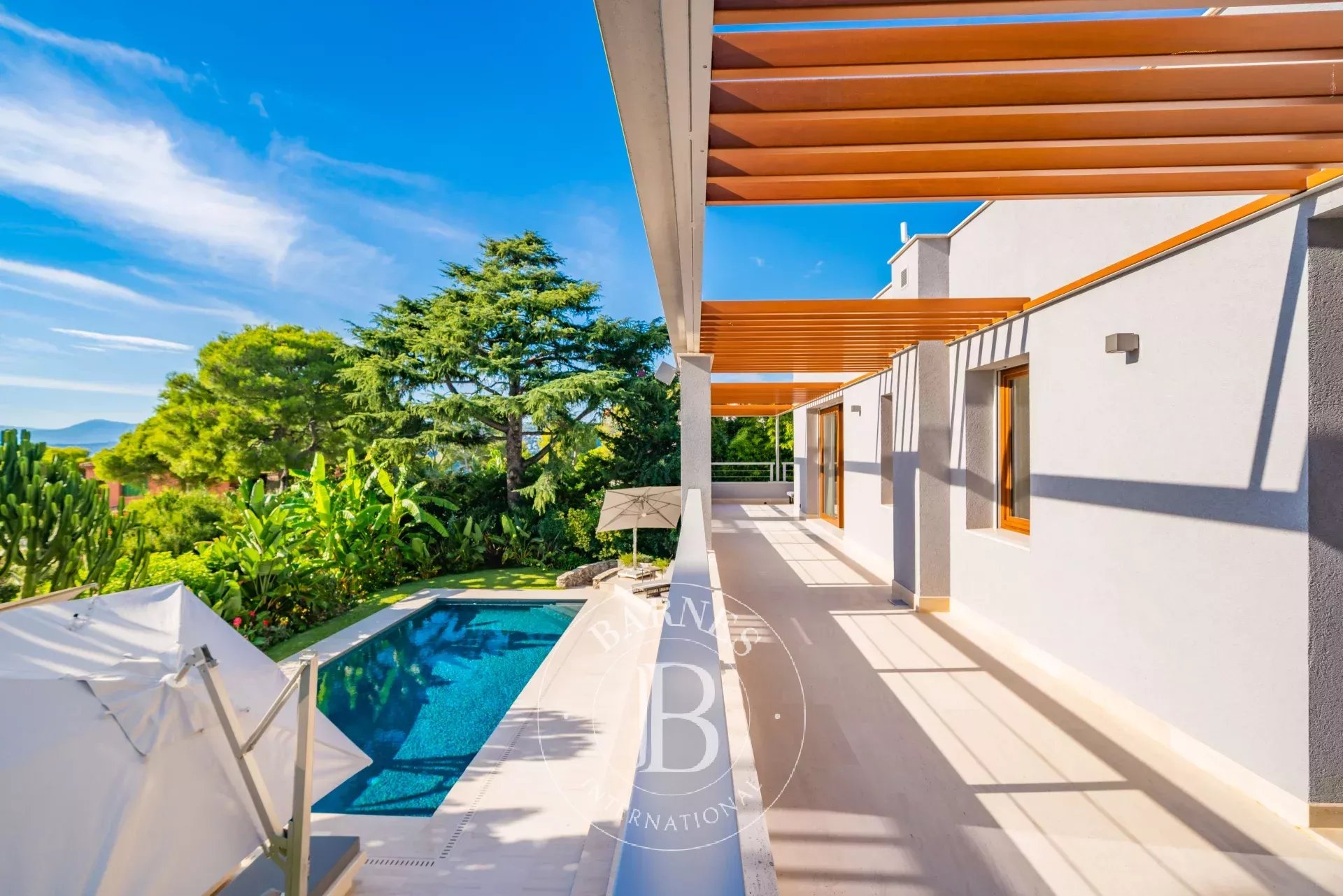 SAINT-JEAN-CAP-FERRAT - VILLA RENOVÉE A NEUF - PROCHE DU GRAND HÔTEL - picture 36