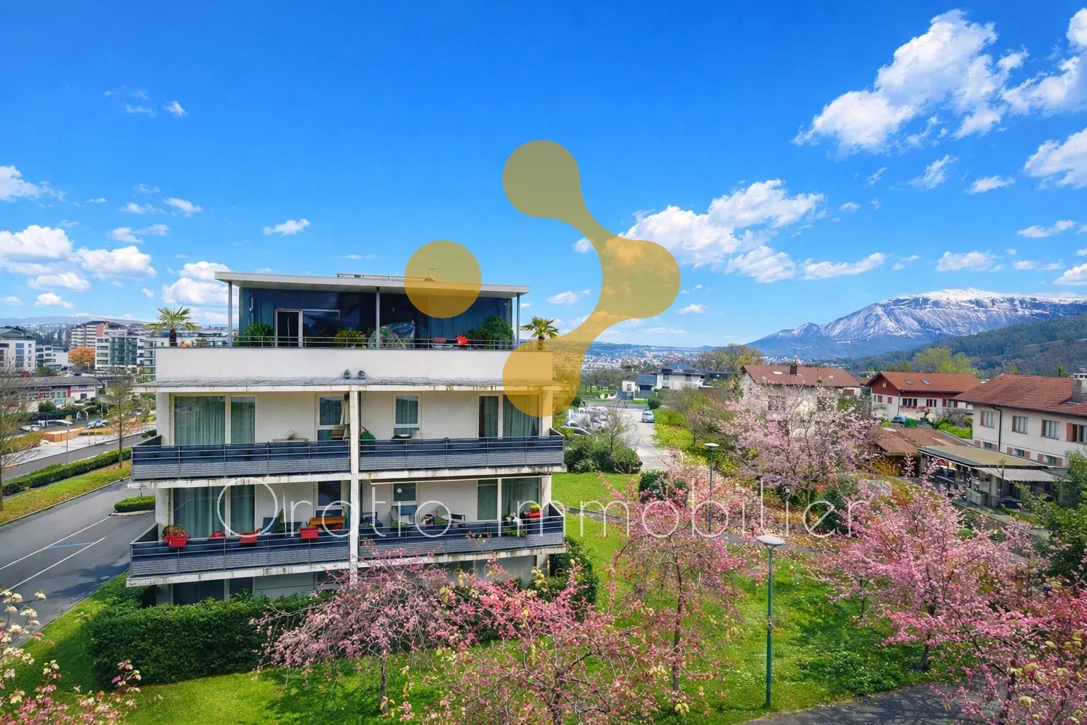 Agence immobilière de 