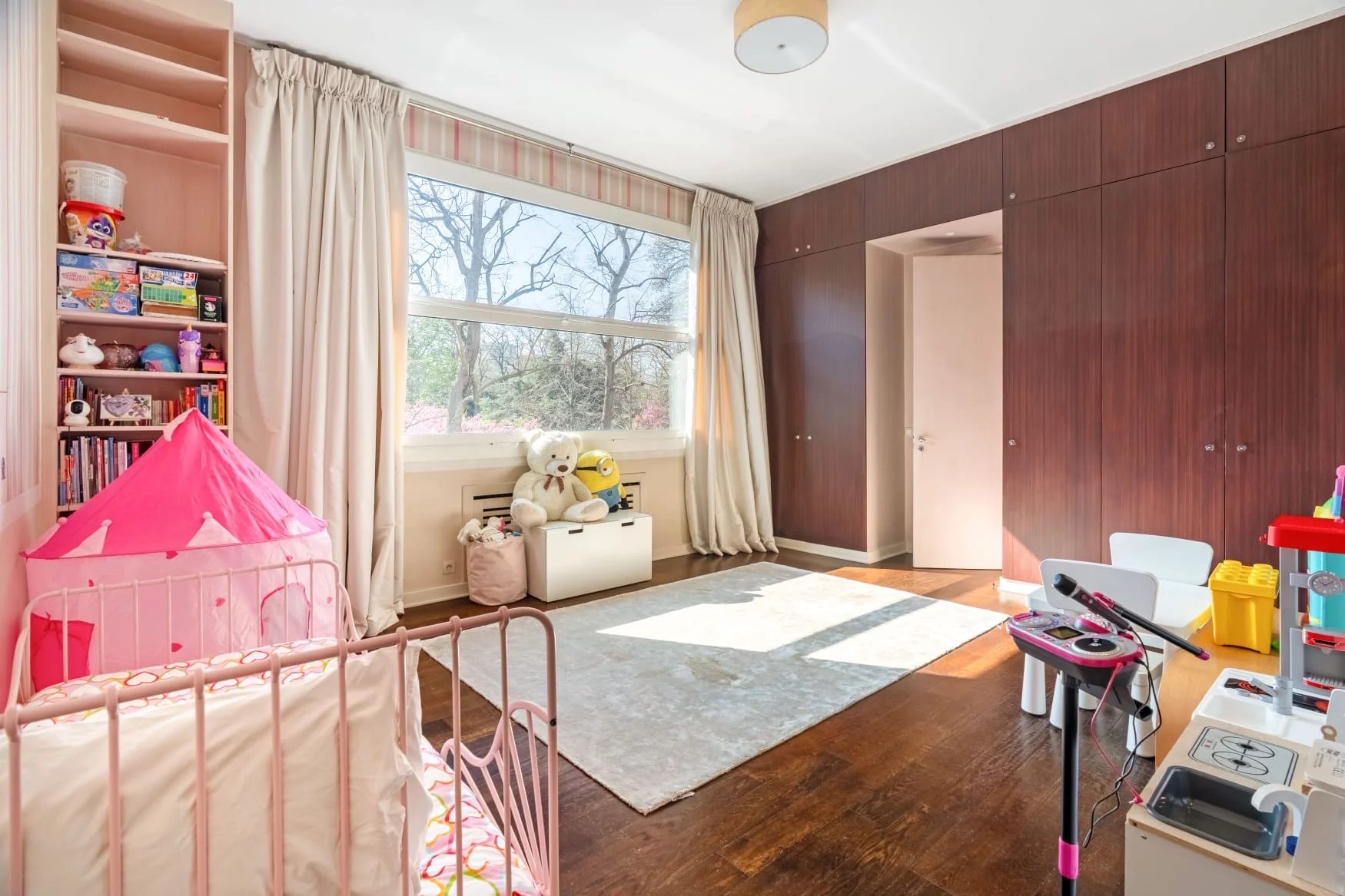 6 Bedroom Apartment/Flat's Image 7