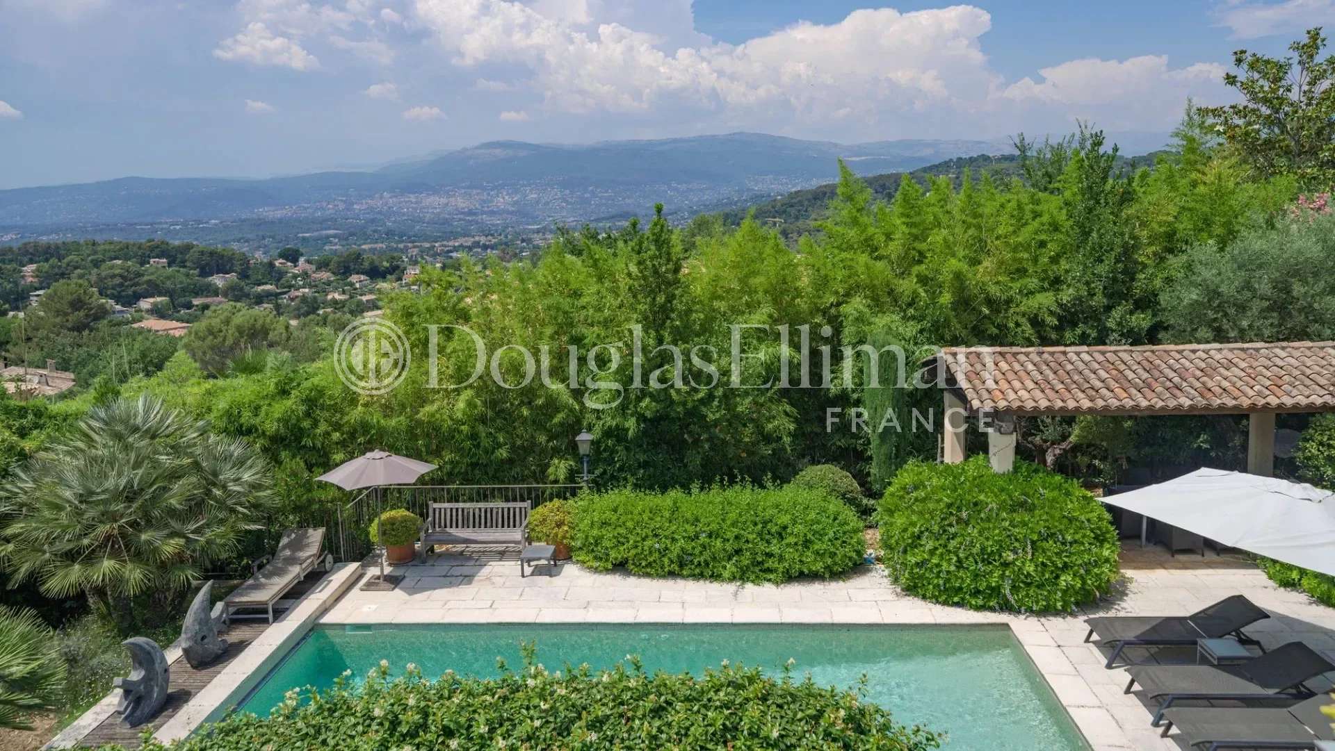 Mougins – Vue panoramique et village à pied - Image nᵒ3