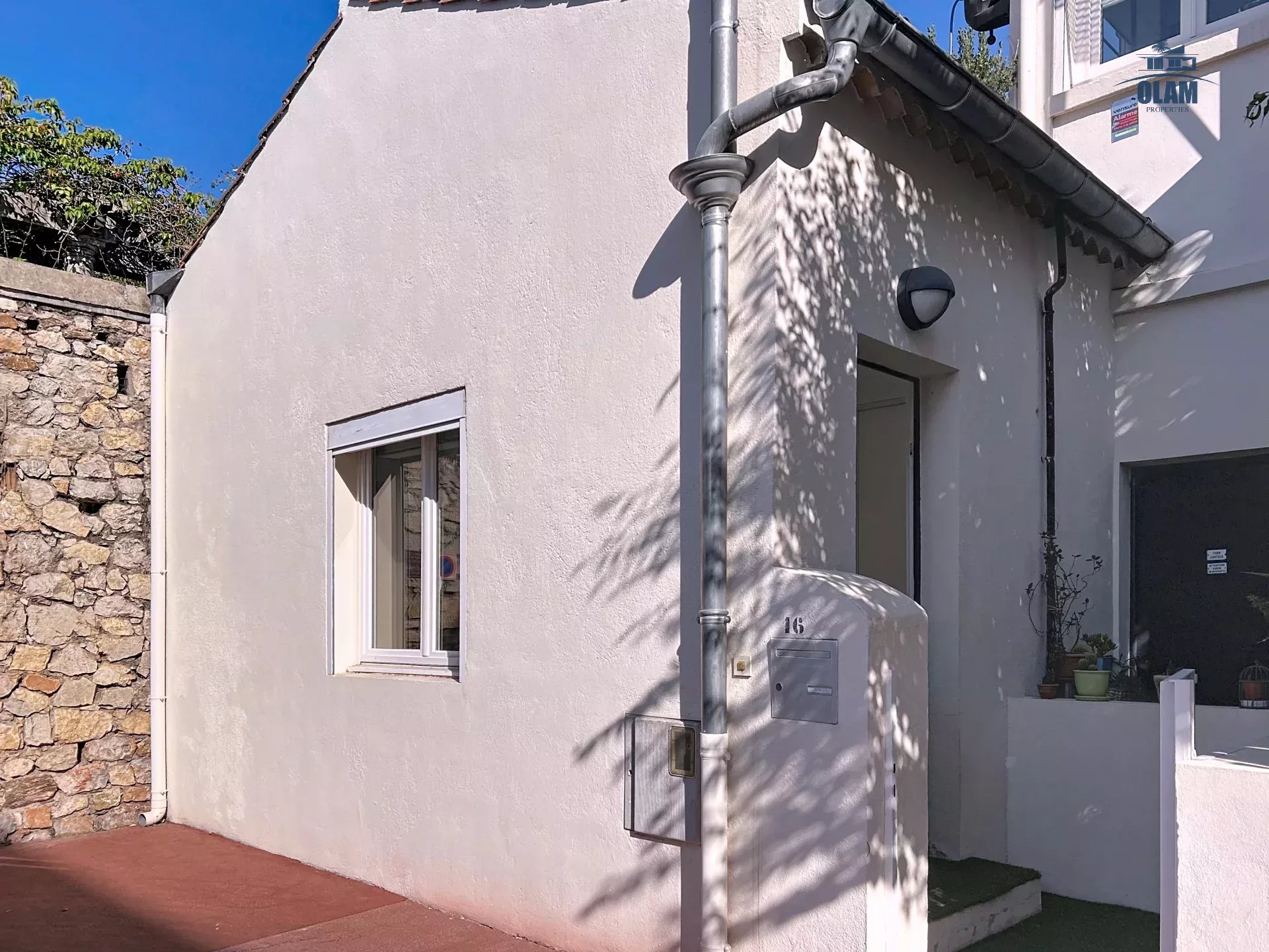 Agence immobilière de 