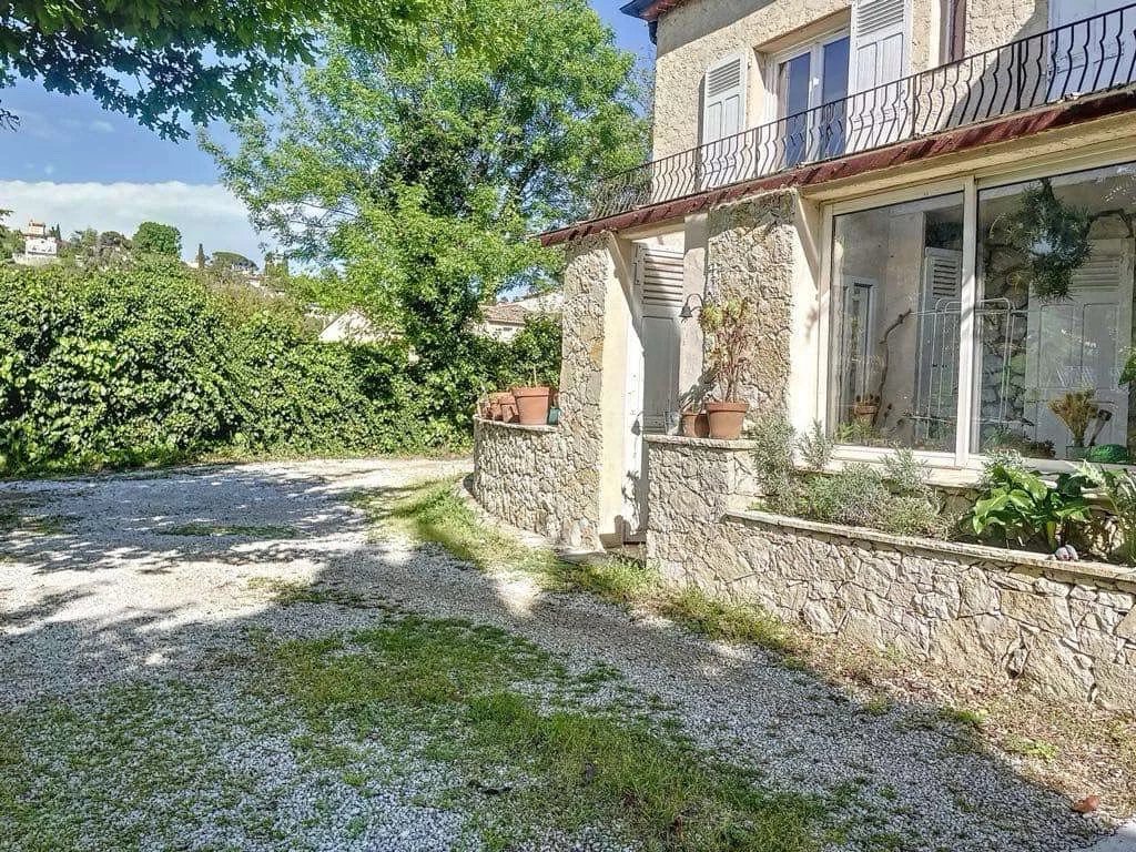 Agence immobilière de CABINET Reynier
