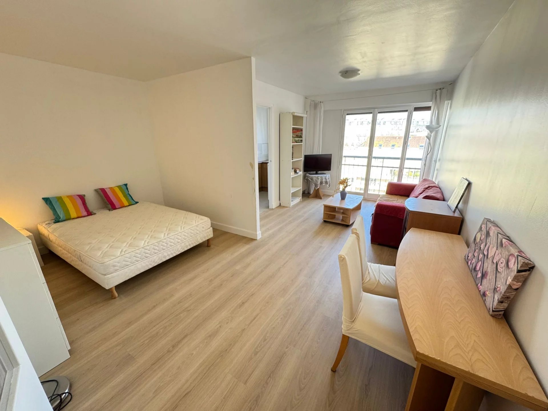APPART PRET A HABITER 37 m² – Vue Tour Eiffel – Paris 15ᵉ - étage élevé - Photo 2