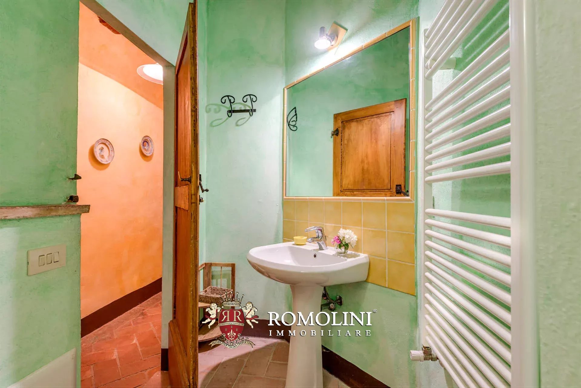 18 Bedroom Villa/Townhouse's Image 88