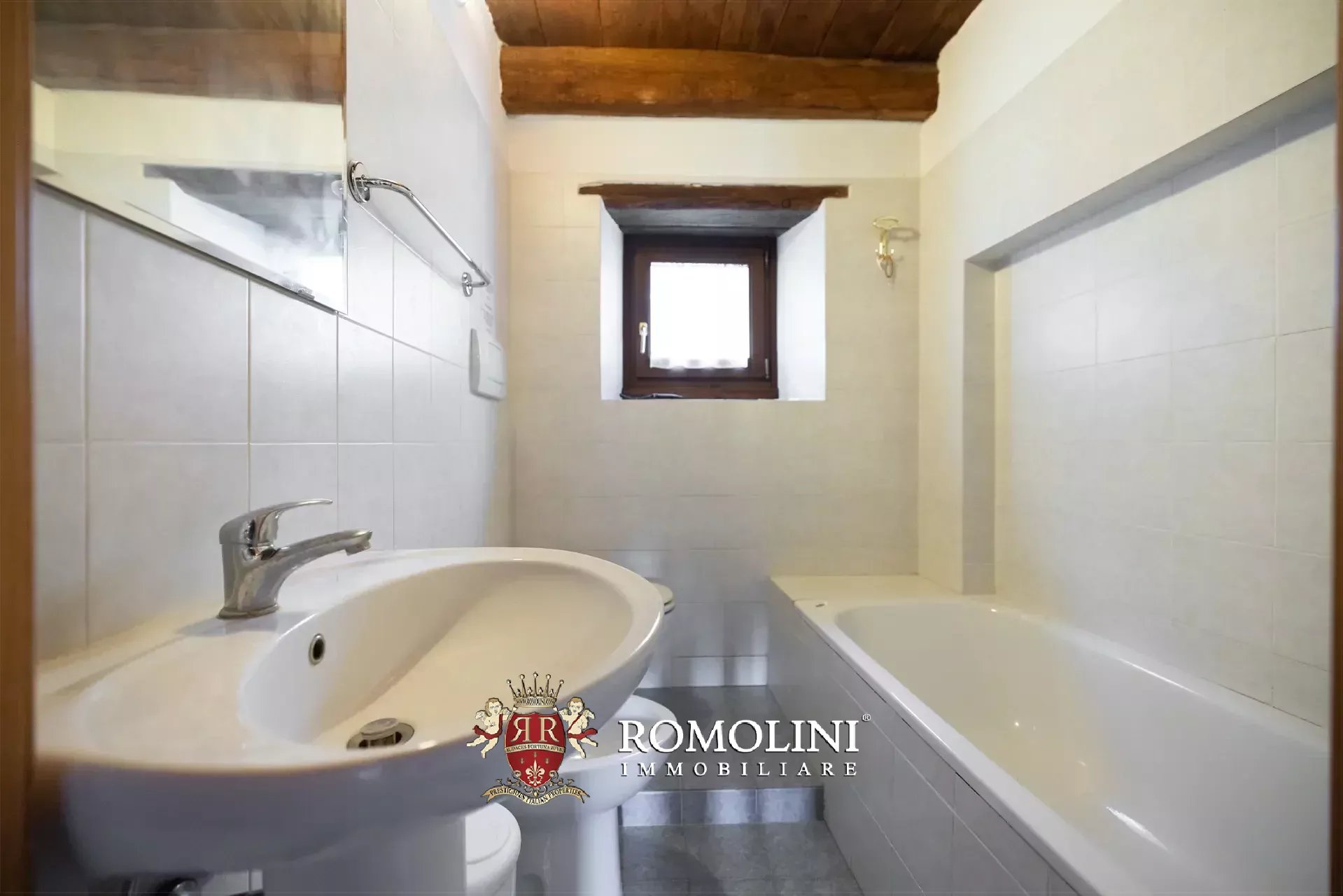 11 Bedroom Villa/Townhouse's Image 41