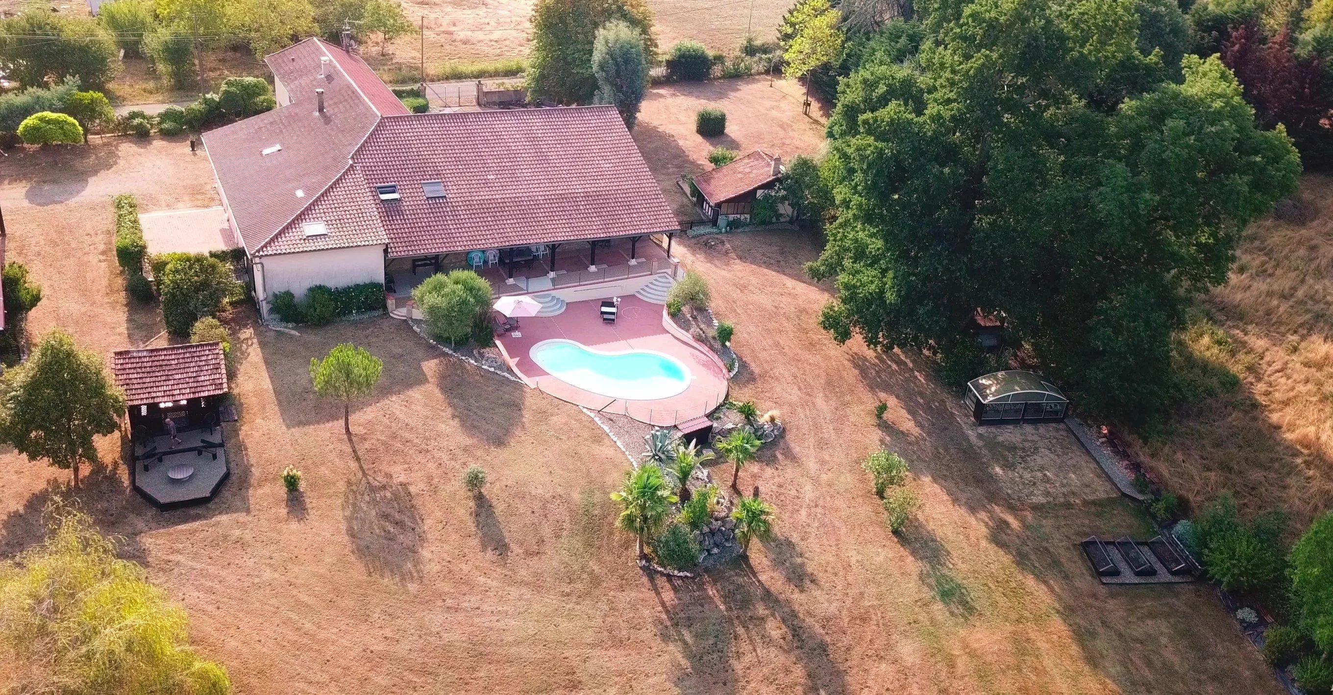 Farmhouse for sale Miélan, Gers