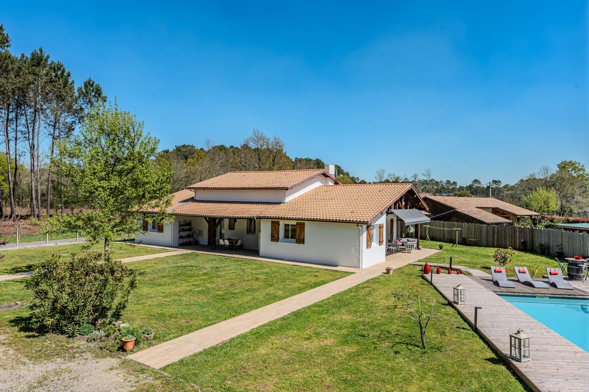 Sale House Salles