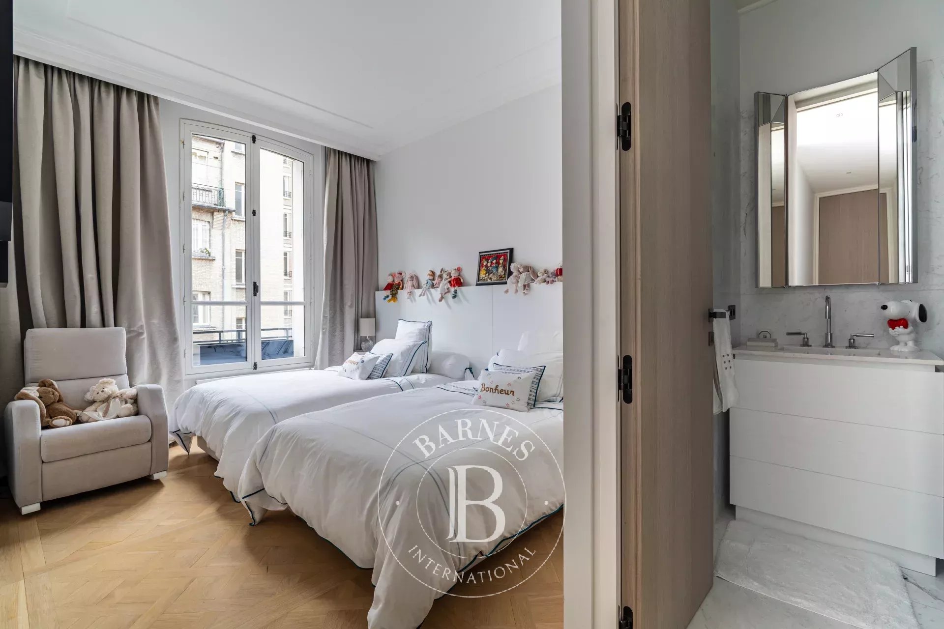 Daire Neuilly-sur-Seine - picture 25