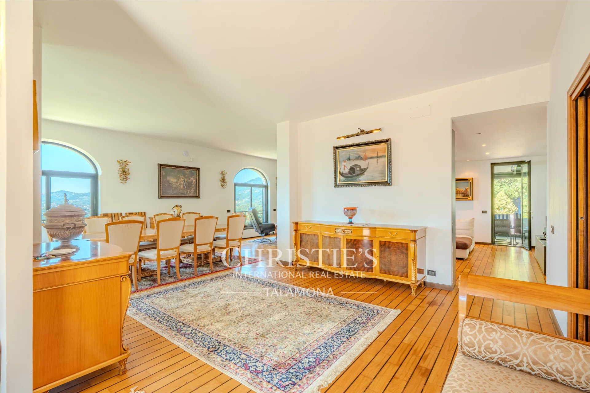 Villa/Townhouse's Image 10