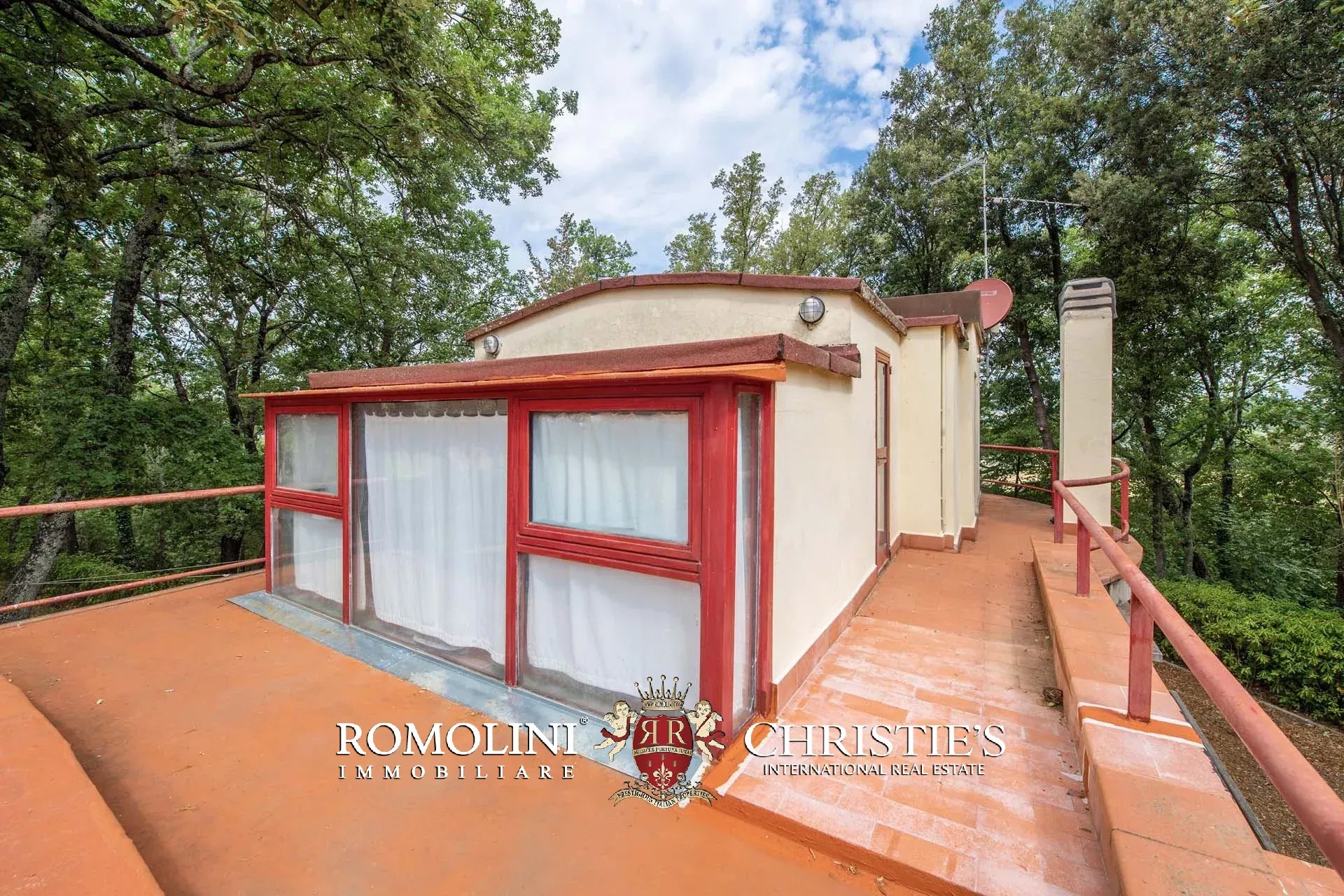 2 Bedroom Villa/Townhouse's Image 6