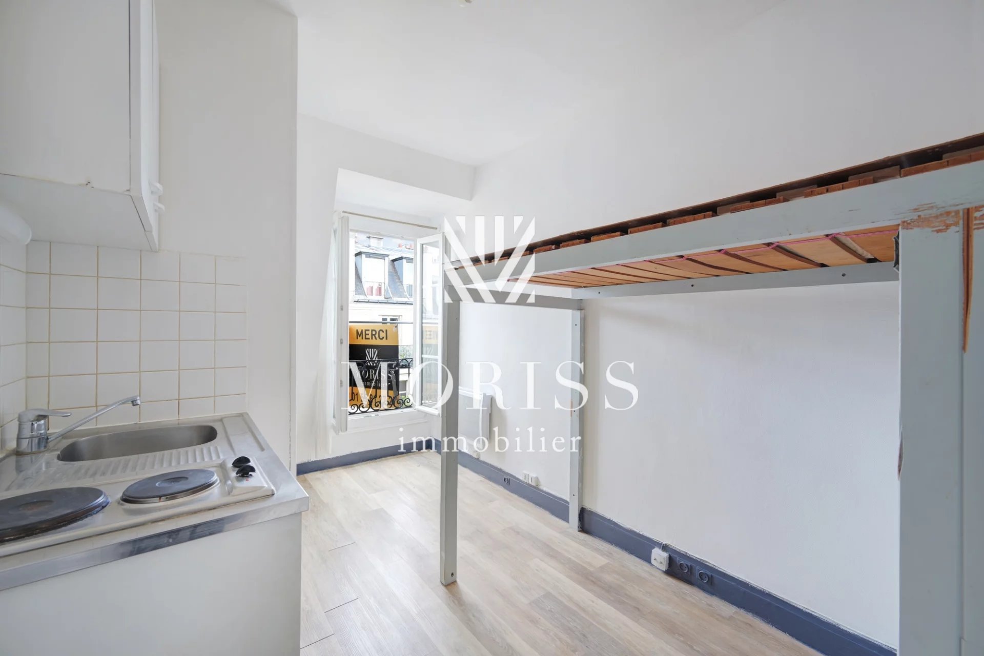 75014 Paris - Chambre de service - Image Array