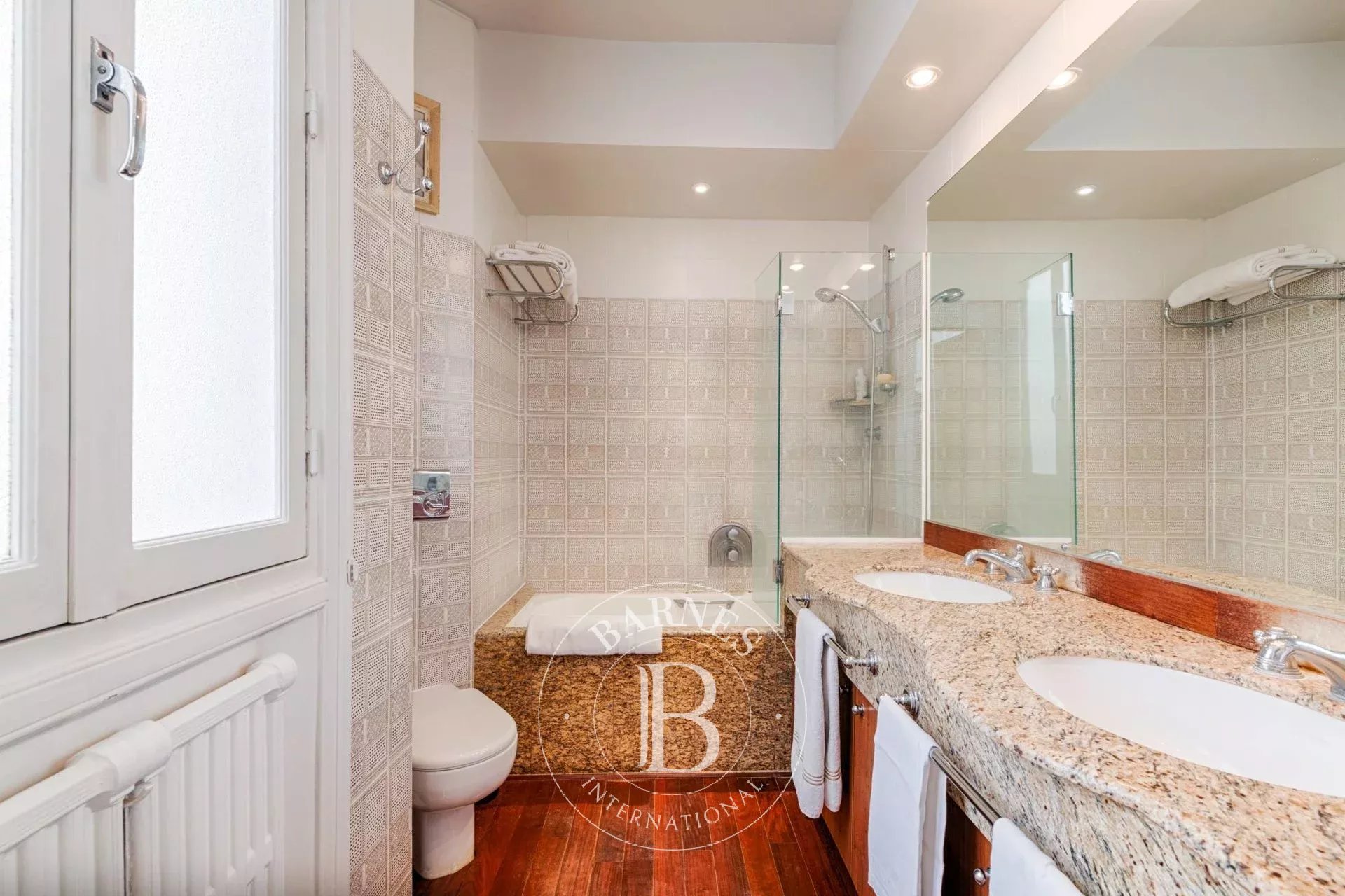 Daire Paris 16ème - picture 16