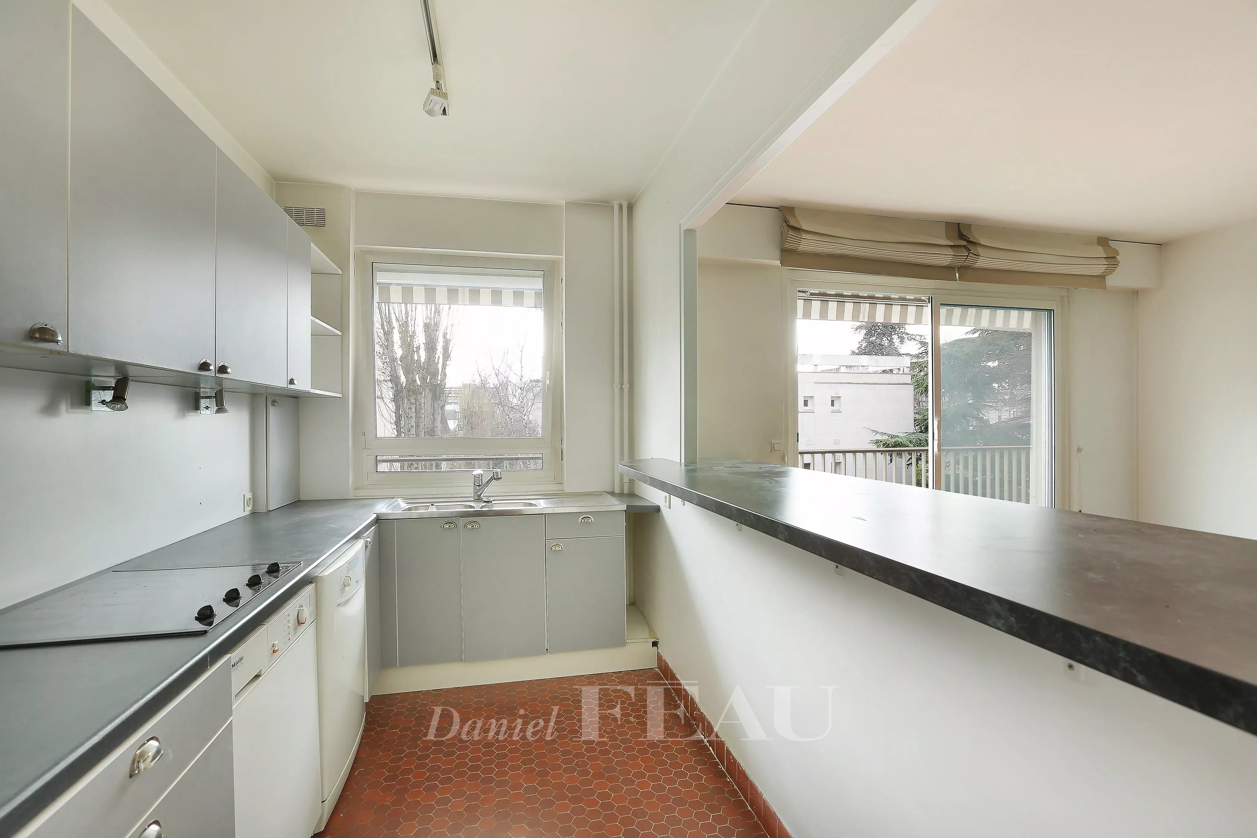 Rental Apartment Neuilly-sur-Seine