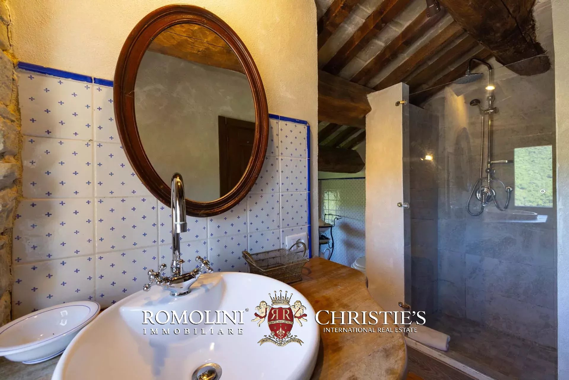 10 Bedroom Chateau's Image 43
