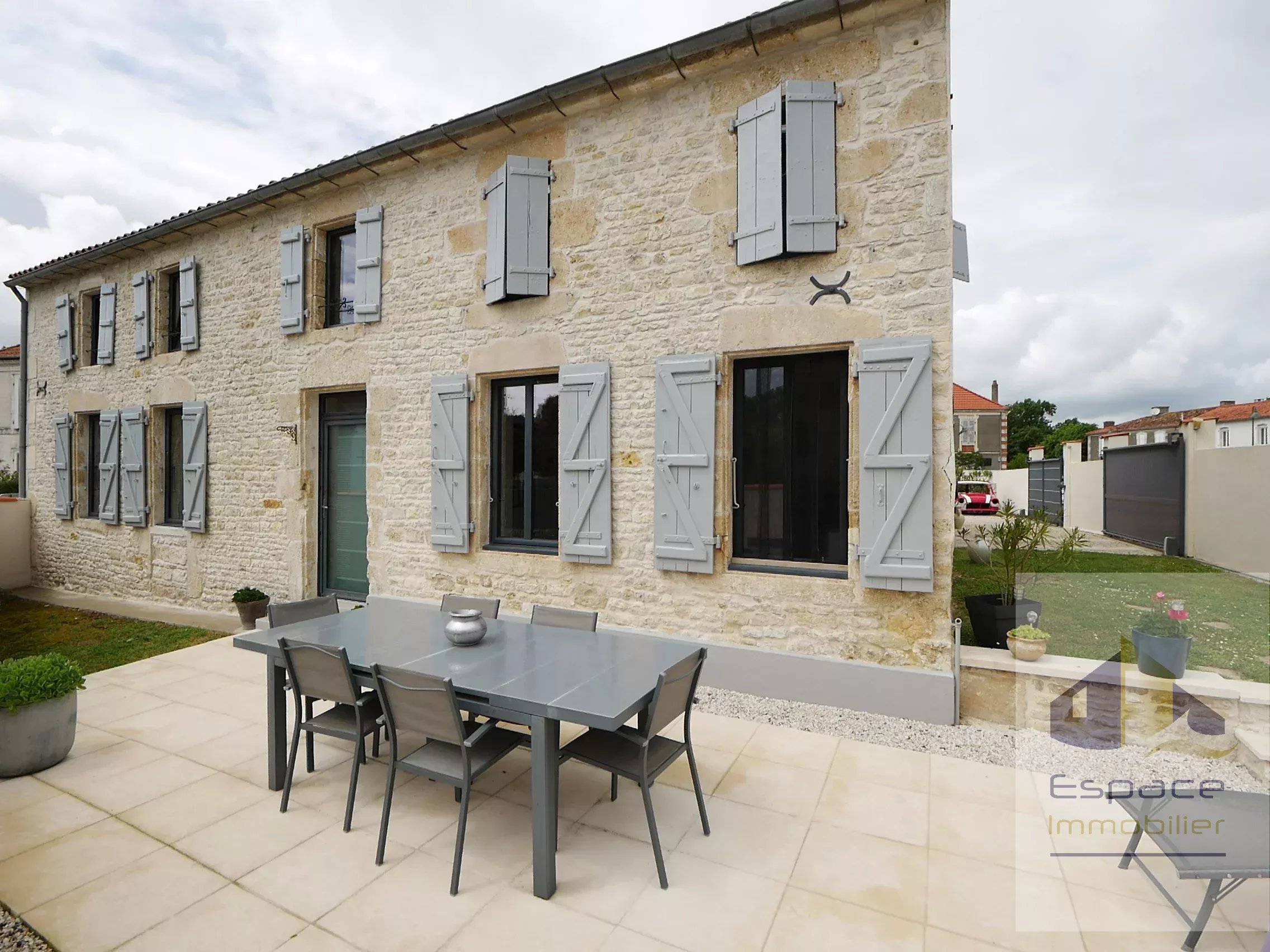 Maison spacieuse à Virson