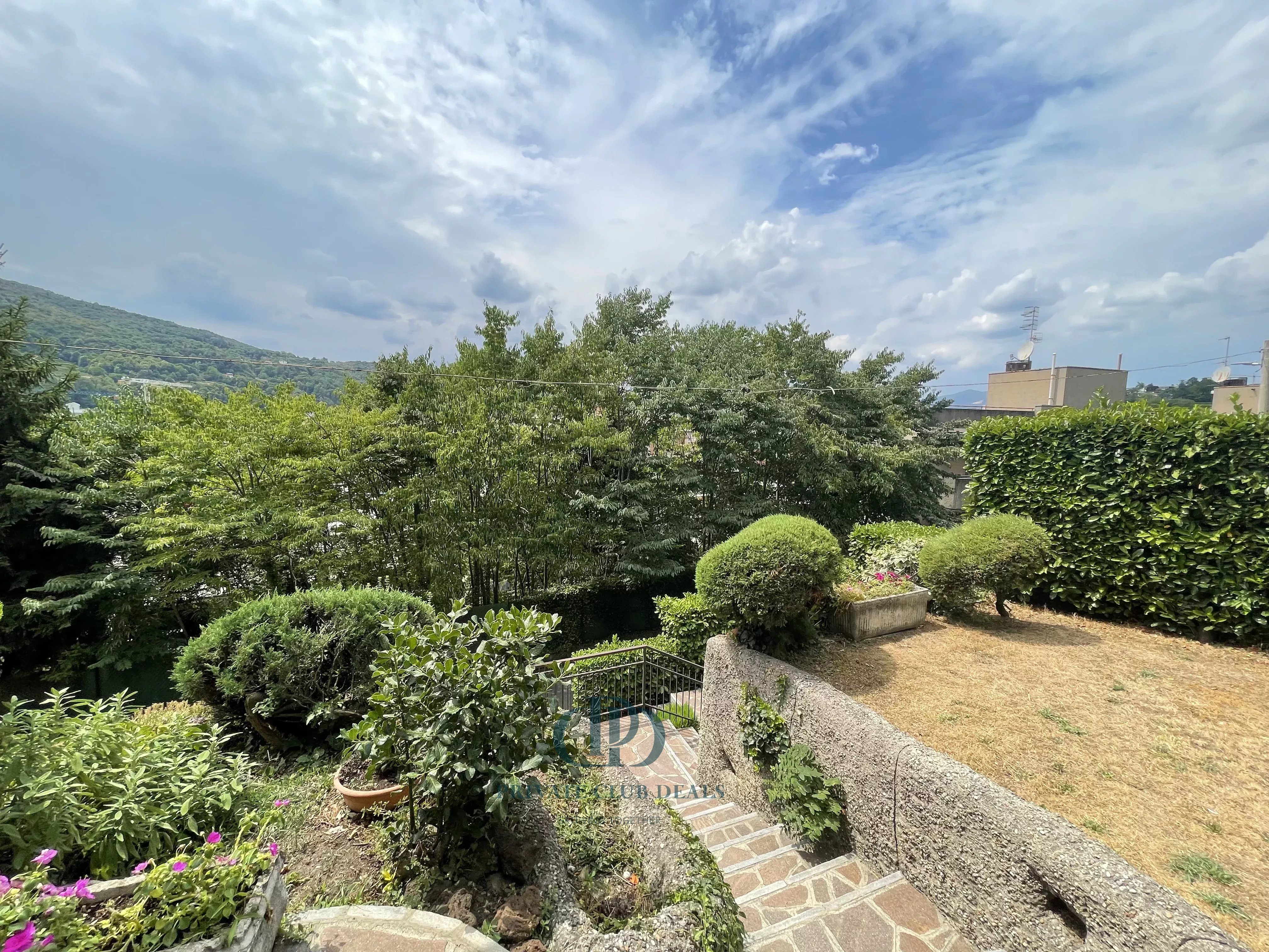 Villa Como - picture 14