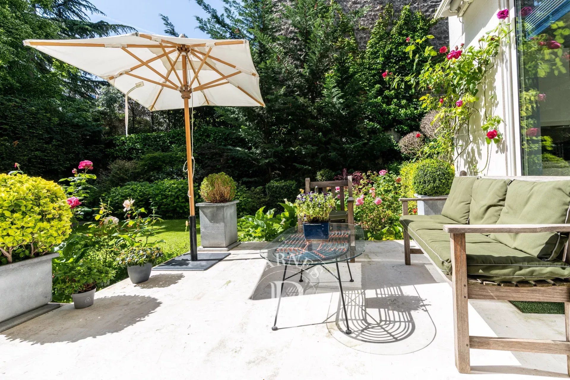 Daire Neuilly-sur-Seine - picture 17 title=
