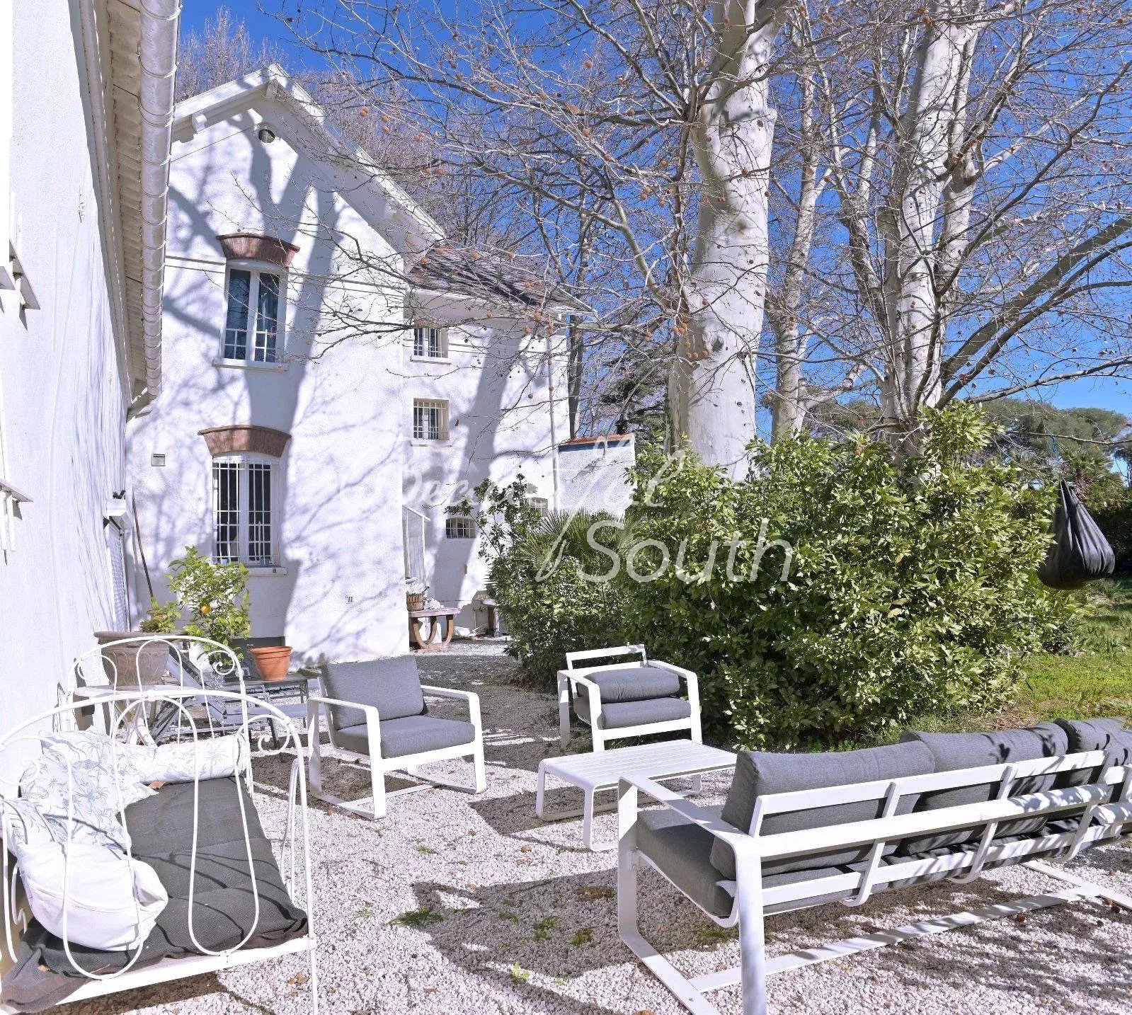 Sale Mansion Perpignan