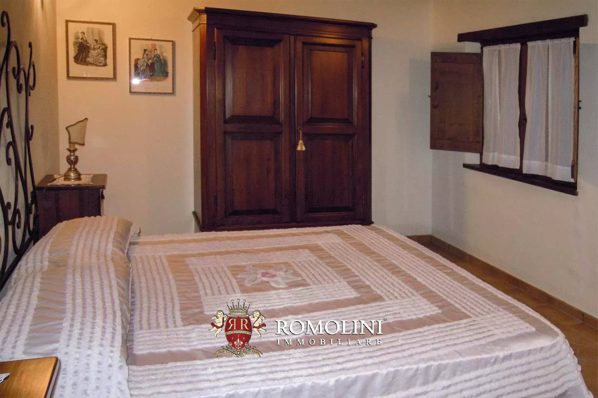 10 Bedroom Villa/Townhouse's Image 46