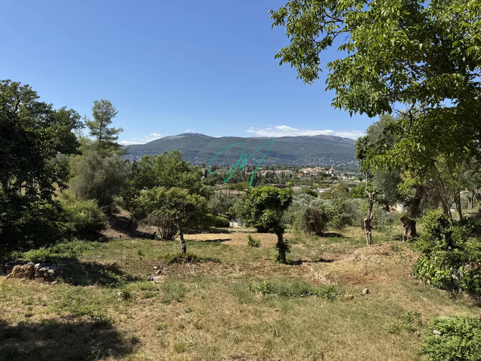 MOUANS-SARTOUX- CASTELLARAS
