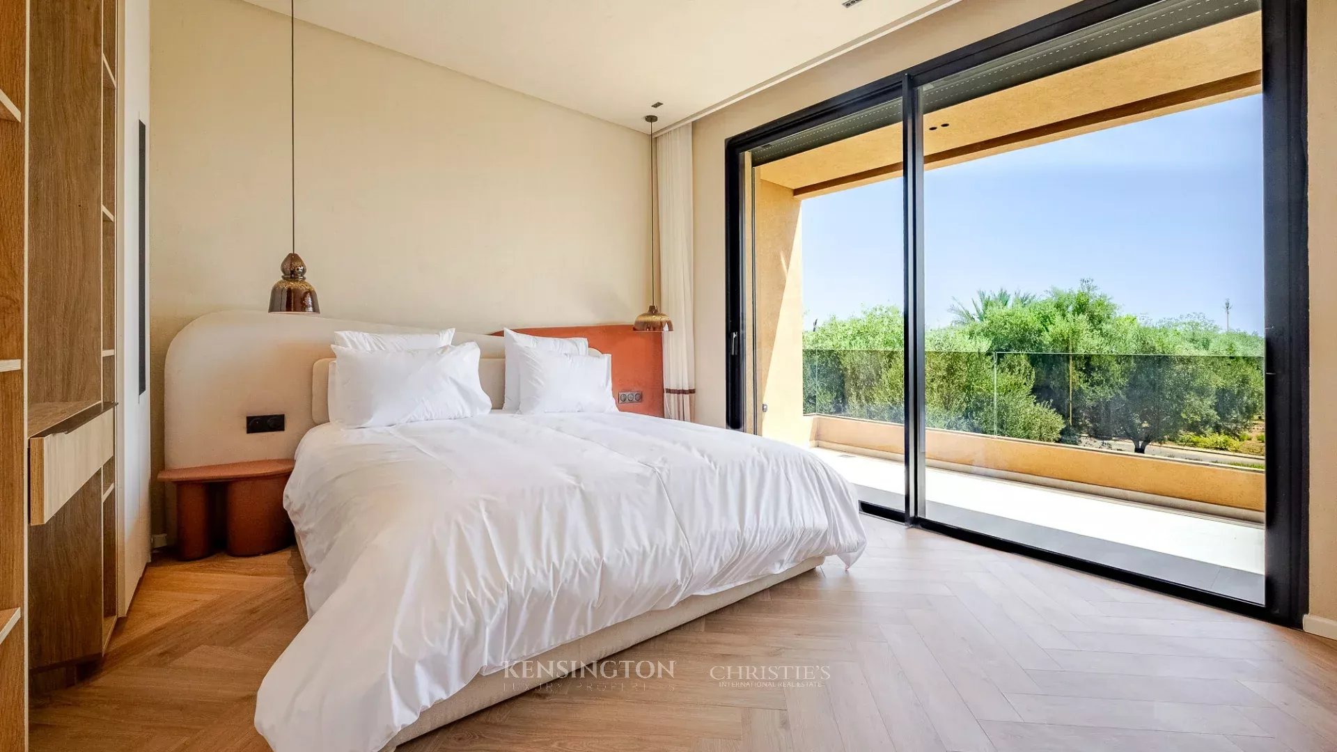 5 Bedroom Villa/Townhouse's Image 20