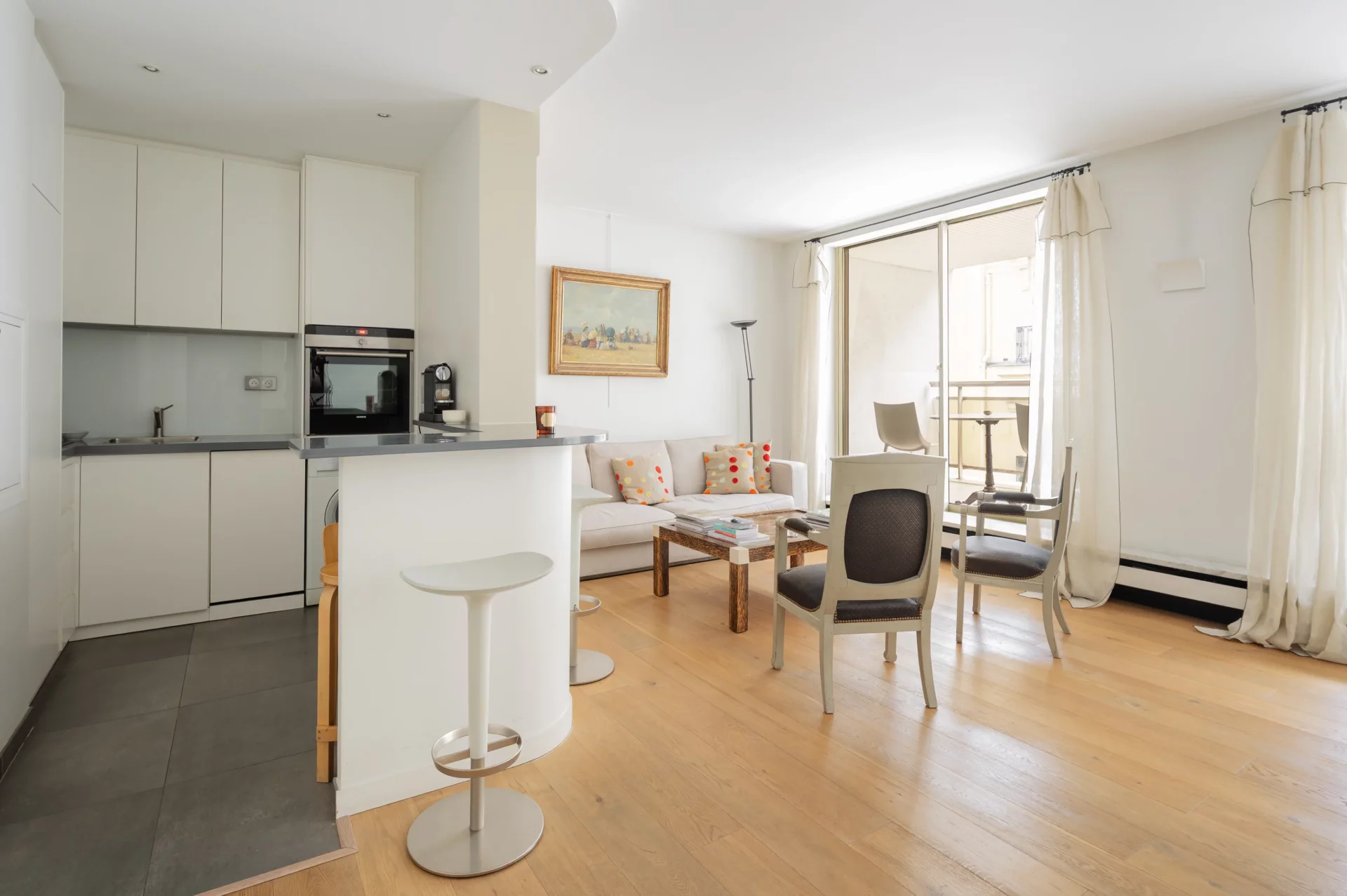 Paris 16e - RUE DE LA POMPE / NICOLO