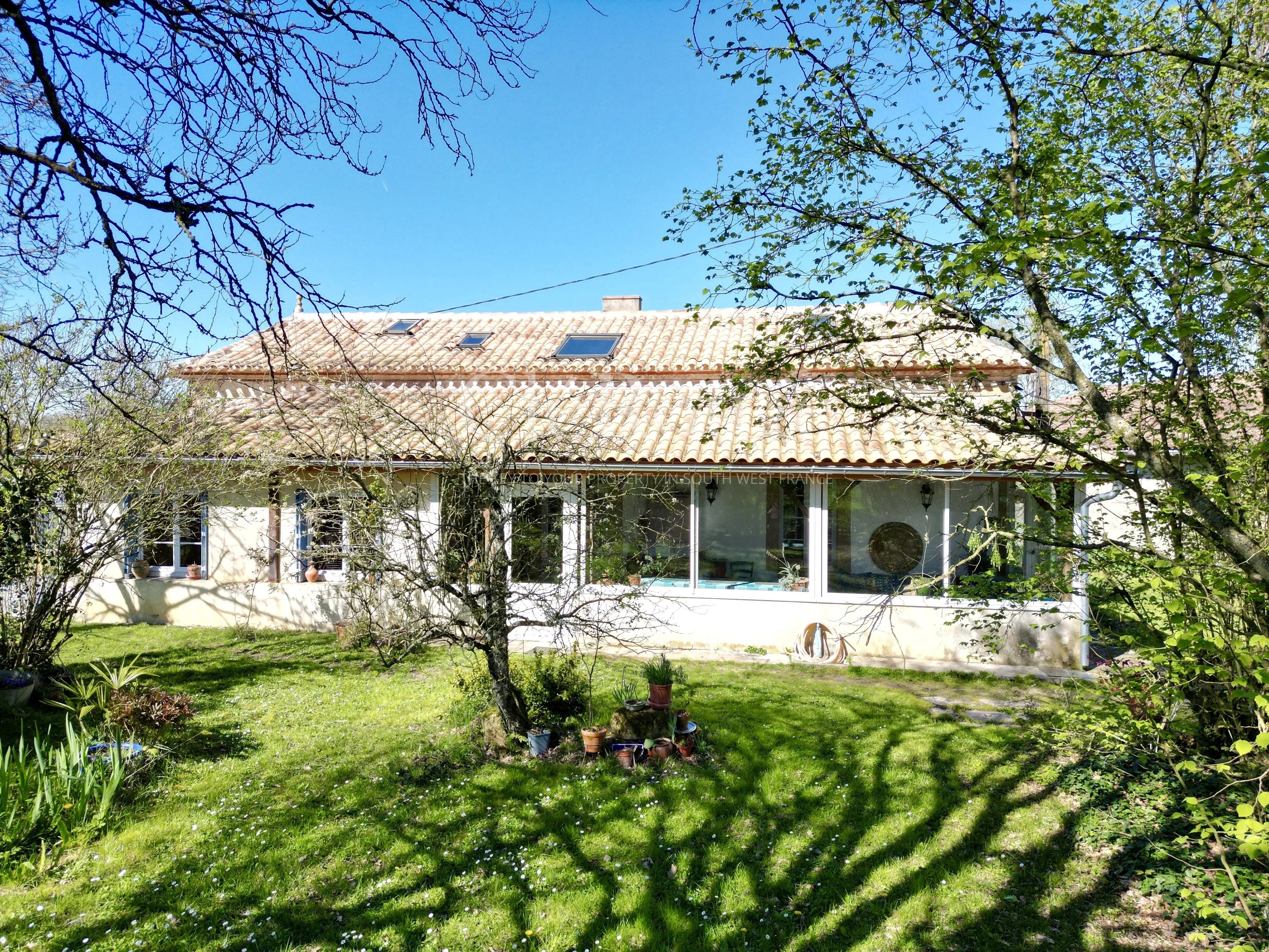 House in Rouquette - view 1