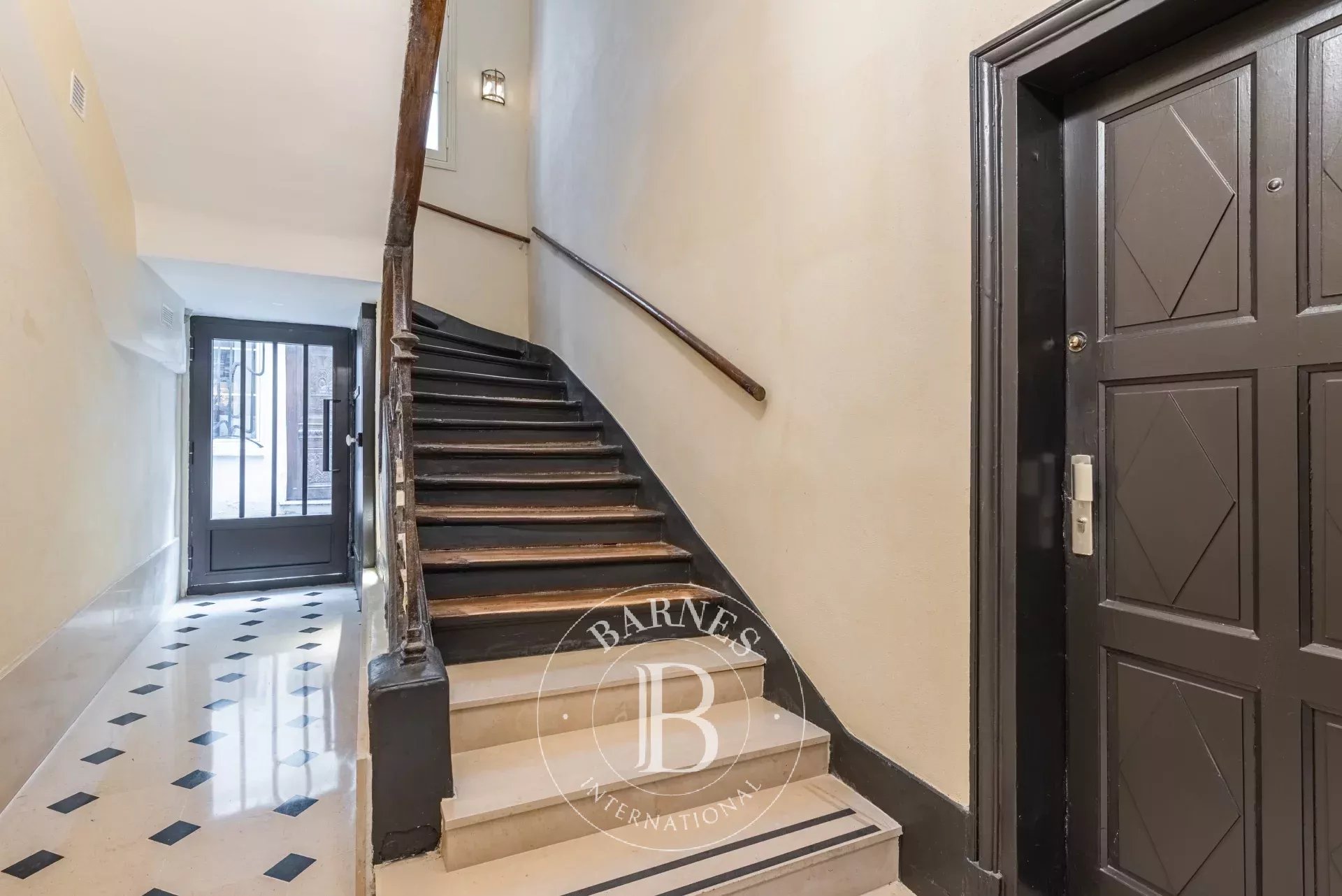 Daire Paris 4ème - picture 18