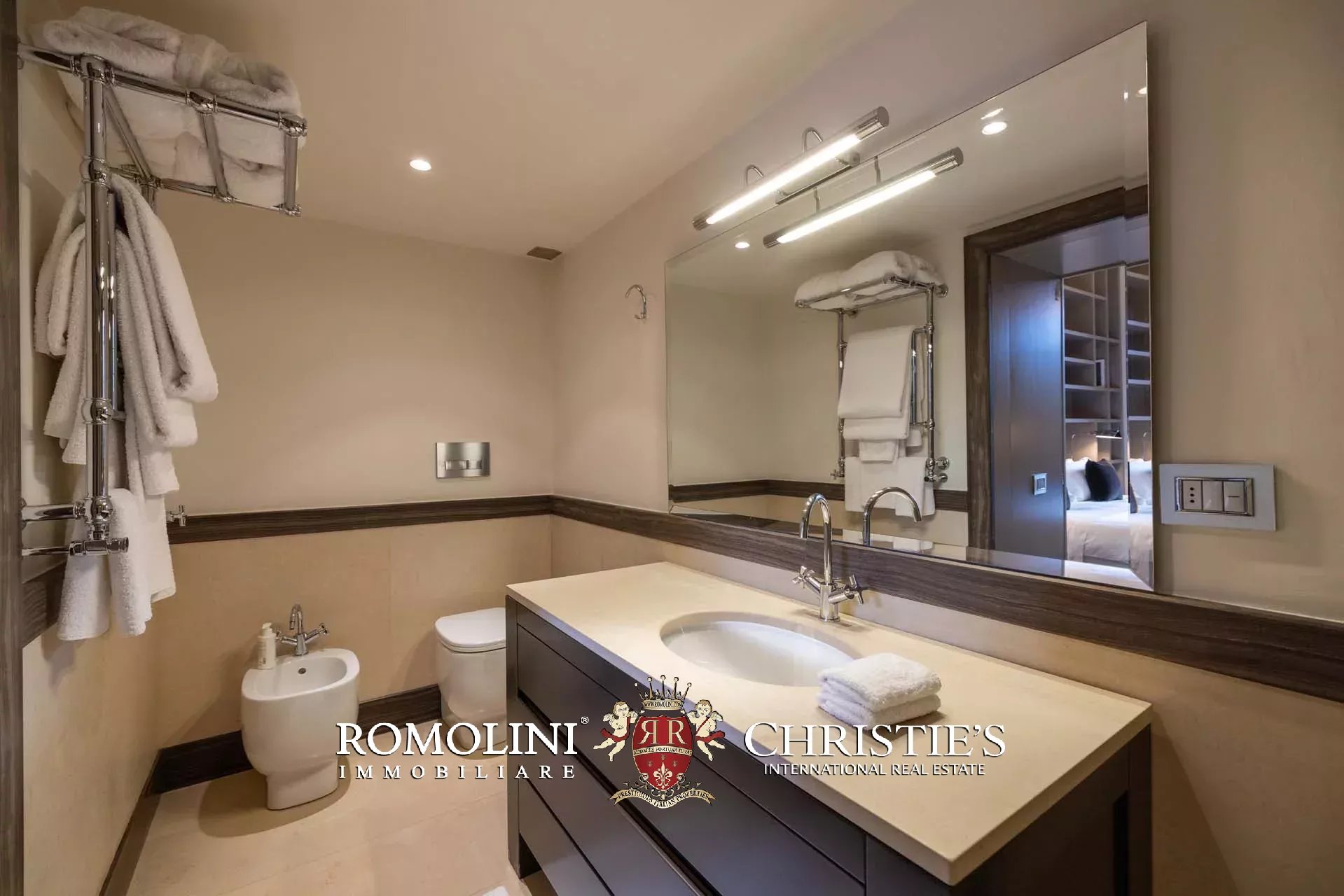 16 Bedroom Villa/Townhouse's Image 65
