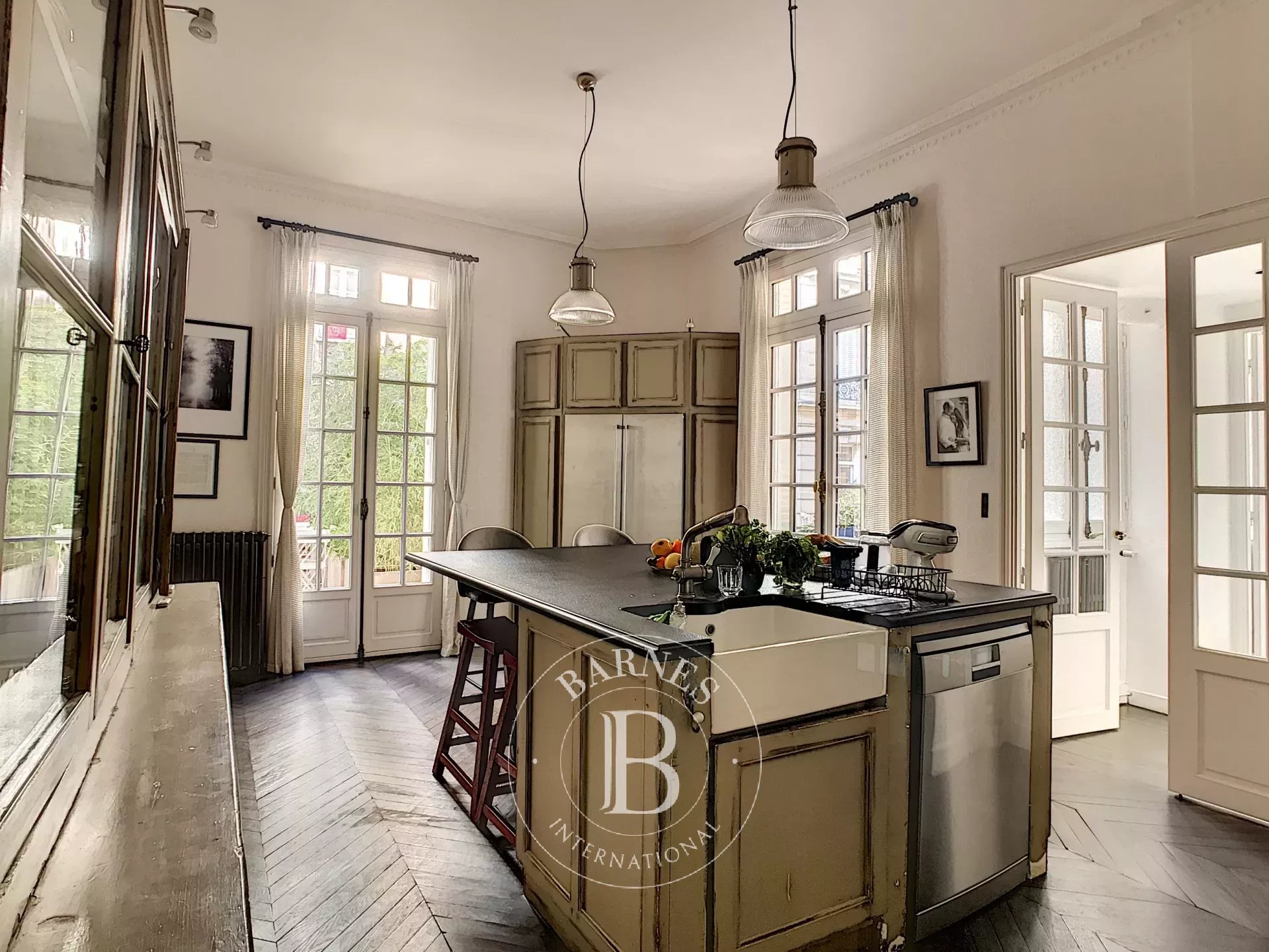 Konak Paris 17ème - picture 34