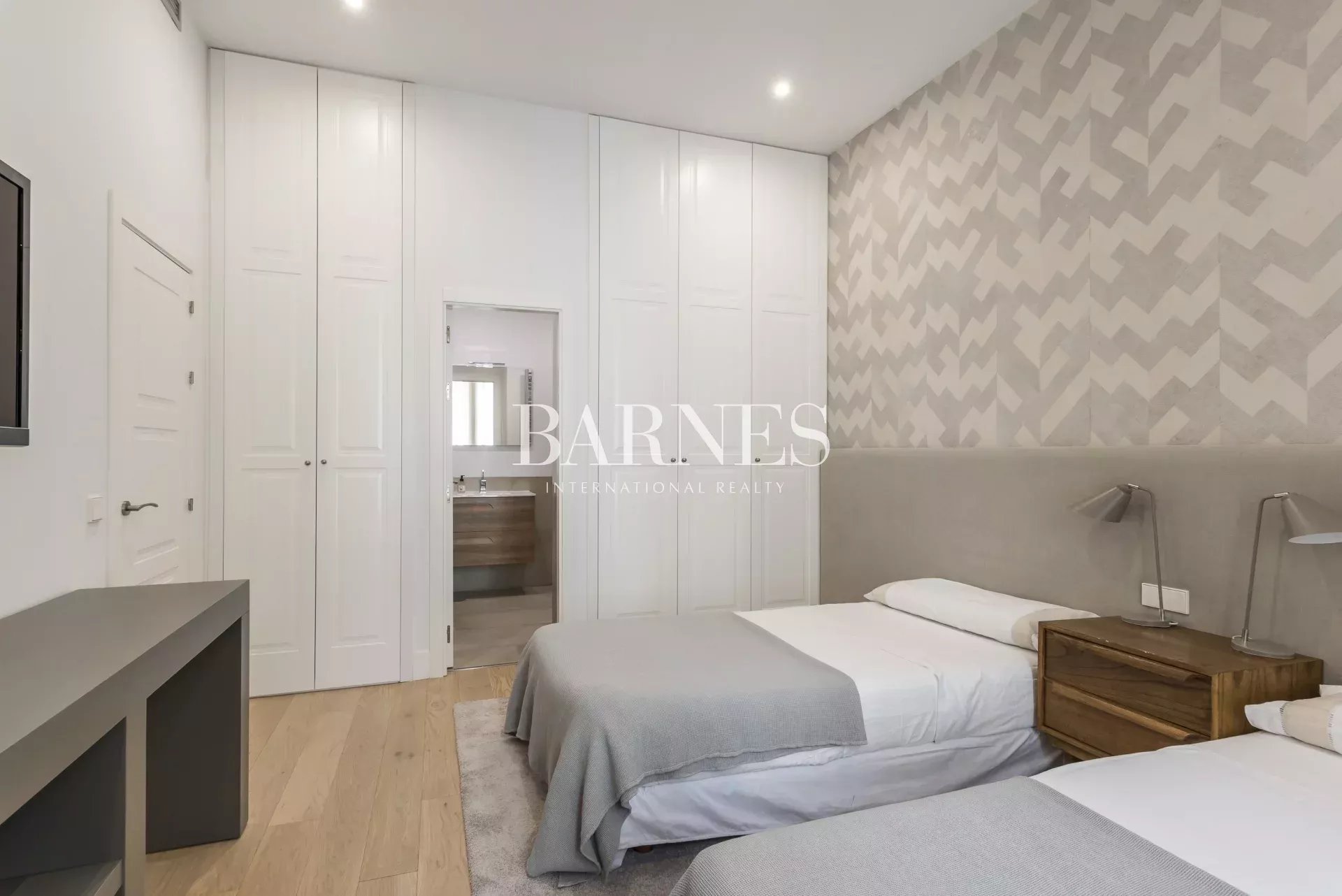 Daire Madrid - picture 25