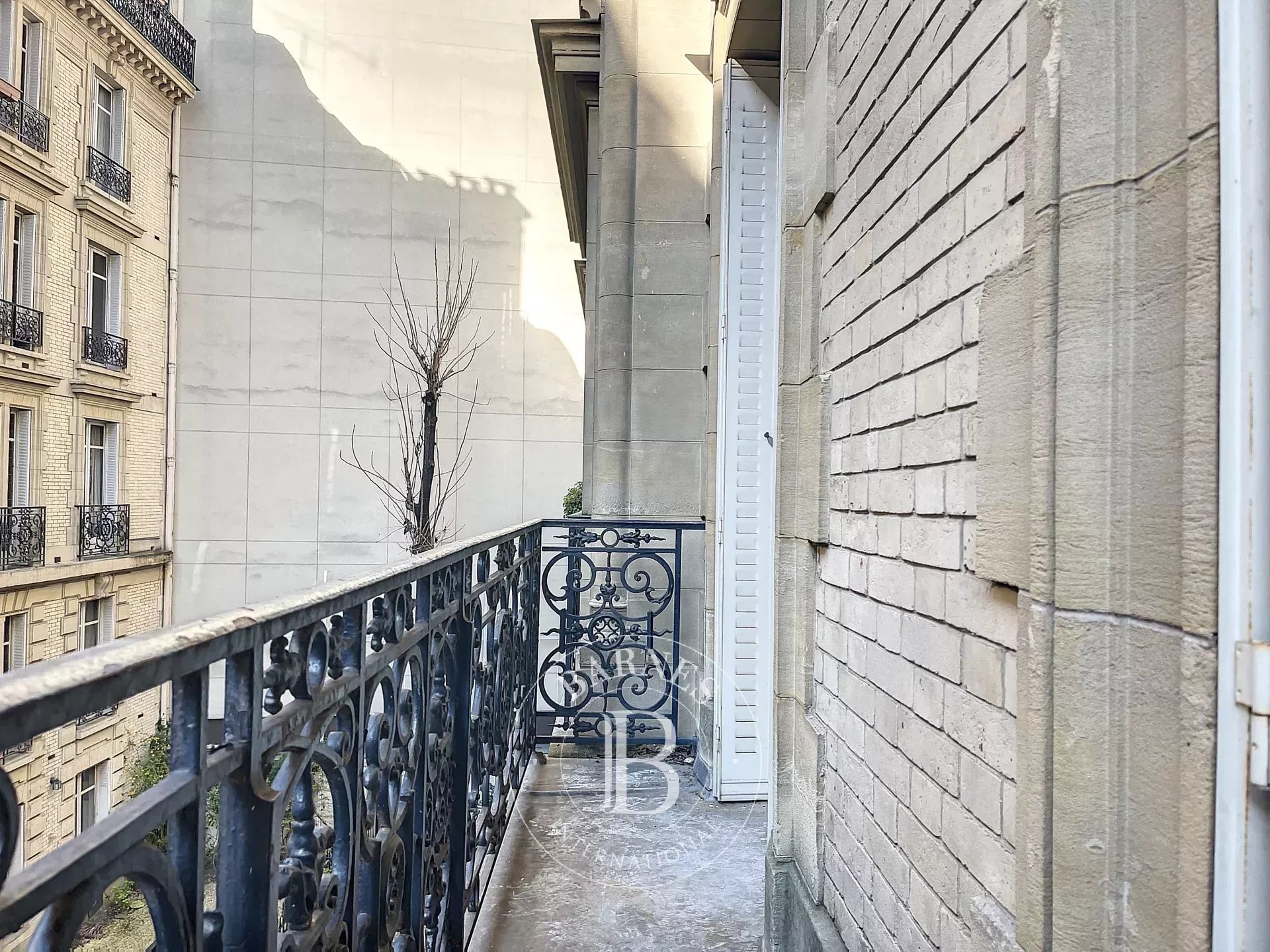 Daire Paris 9ème - picture 13