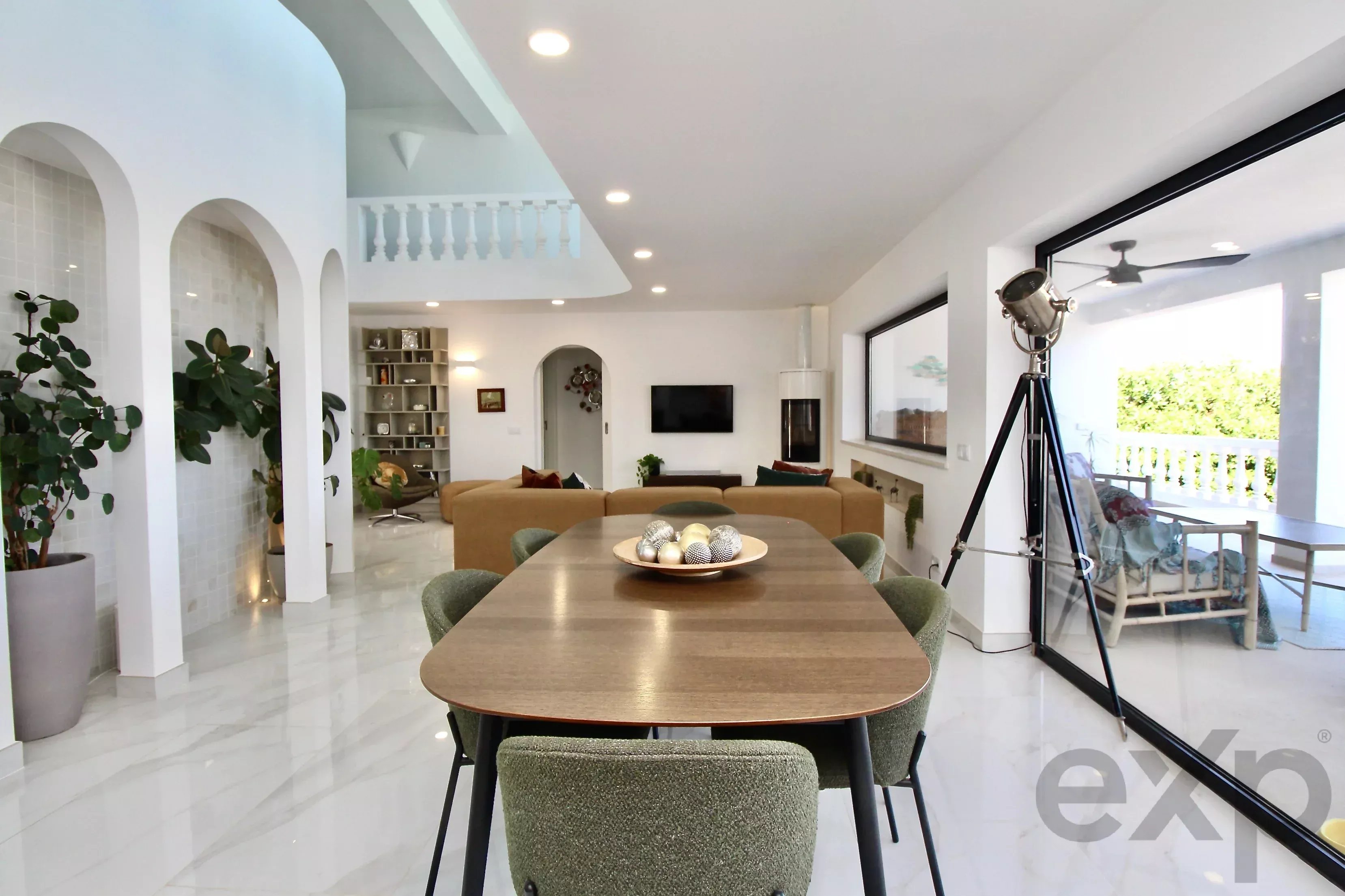Stunning Sea-View Villa with Heated Pool, Guest Annex, Double Garage and Independent Ruin 87110490 image 4