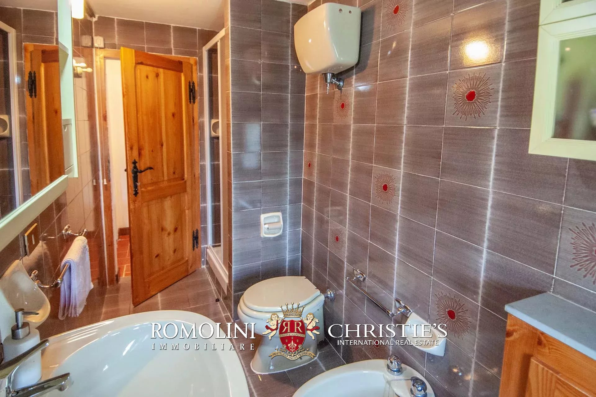 4 Bedroom Villa/Townhouse's Image 30