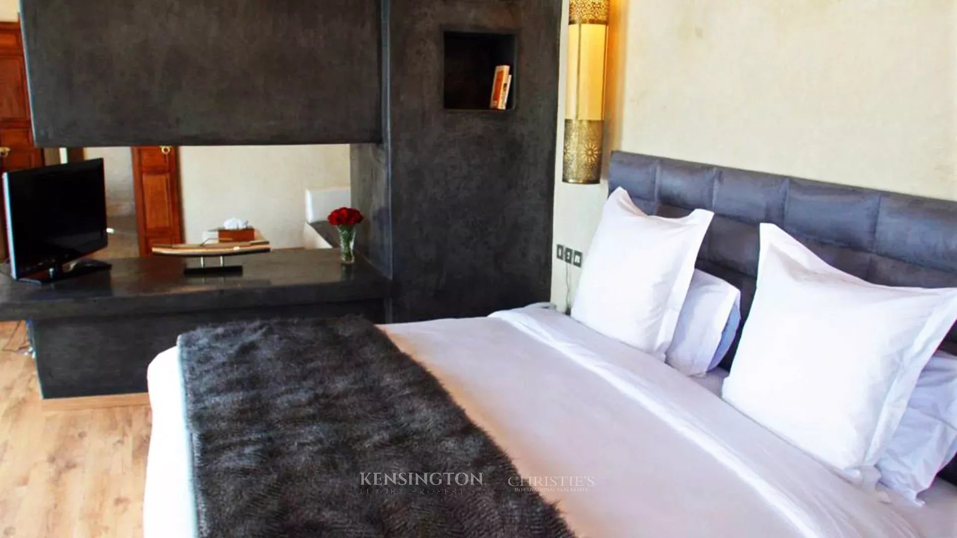 10 Bedroom Villa/Townhouse's Image 14